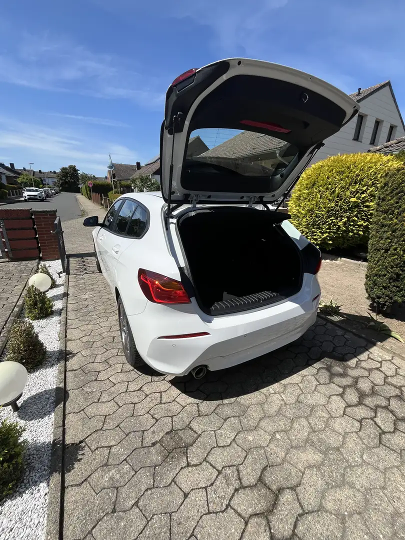 BMW 118 118 i Advantage Weiß - 2