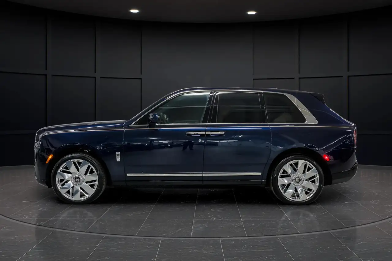 Rolls-Royce Cullinan fotografie Rolls-Royce Cullinan