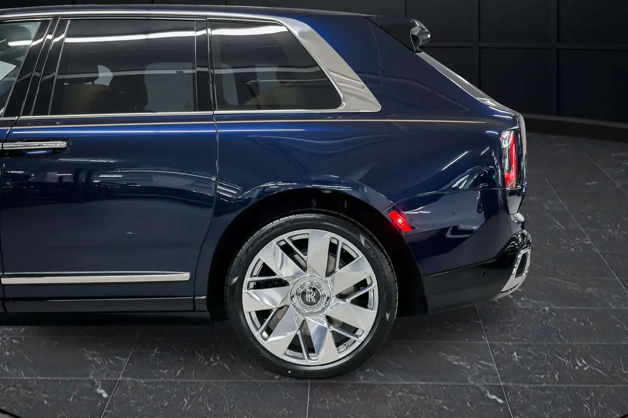 Rolls-Royce Cullinan fotografie Rolls-Royce Cullinan