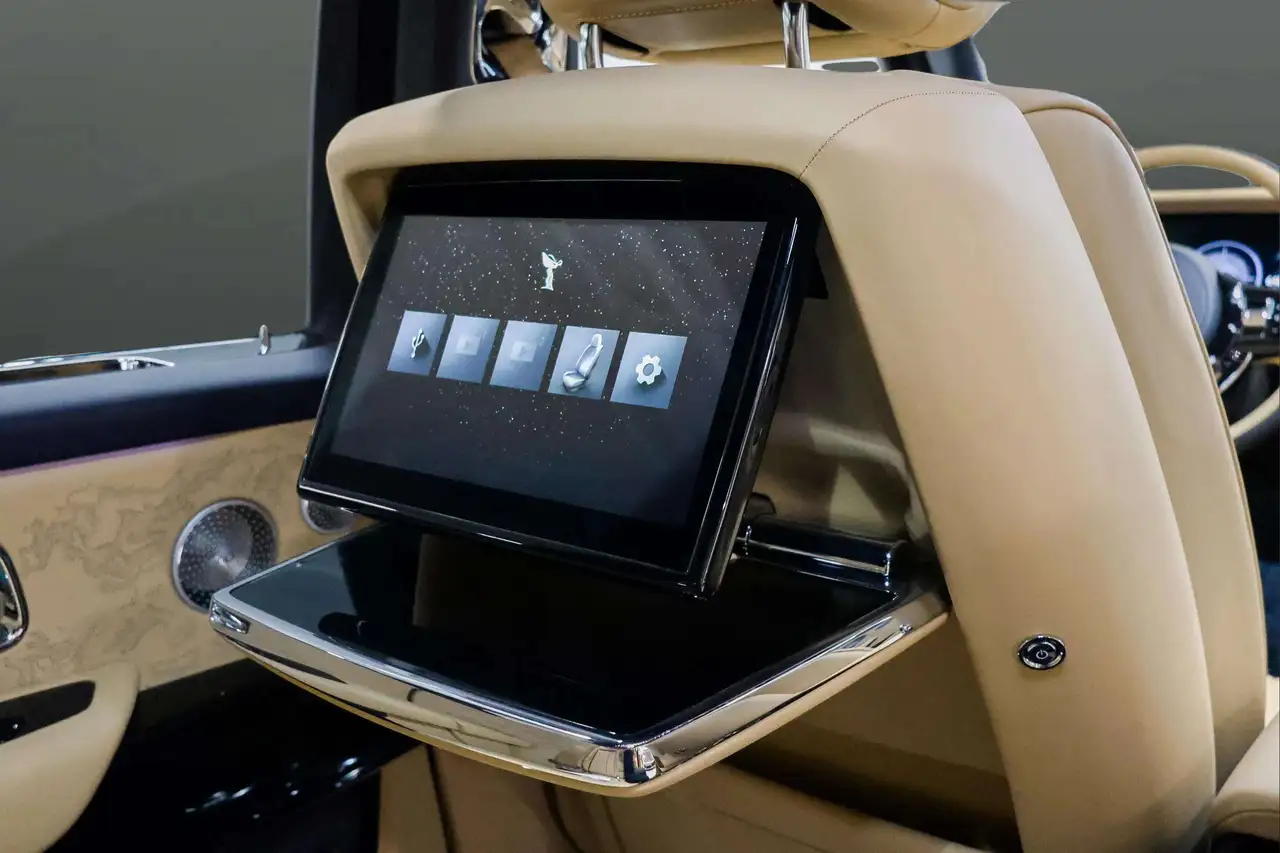 Rolls-Royce Cullinan fotografie Rolls-Royce Cullinan