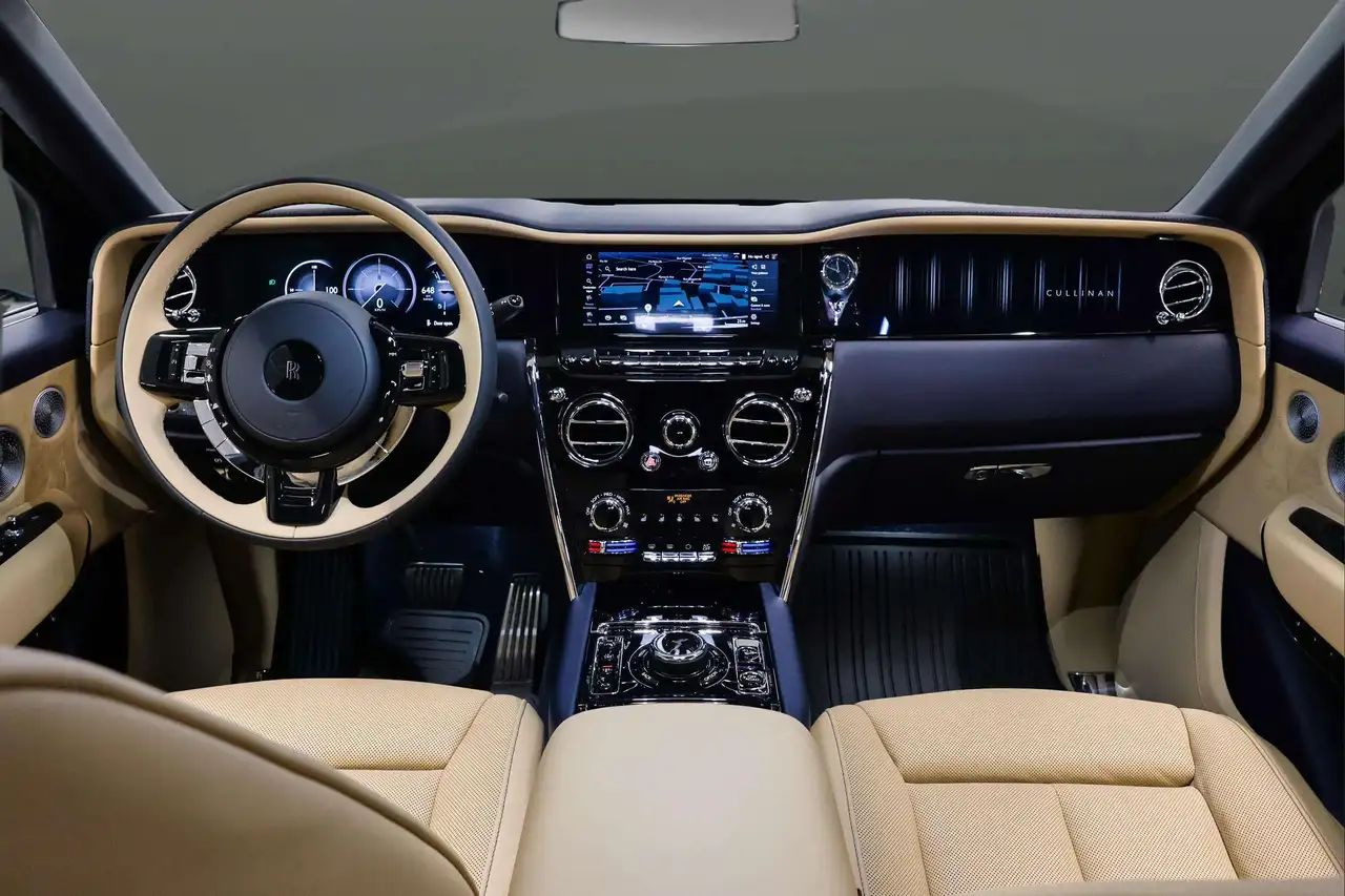 Rolls-Royce Cullinan fotografie Rolls-Royce Cullinan