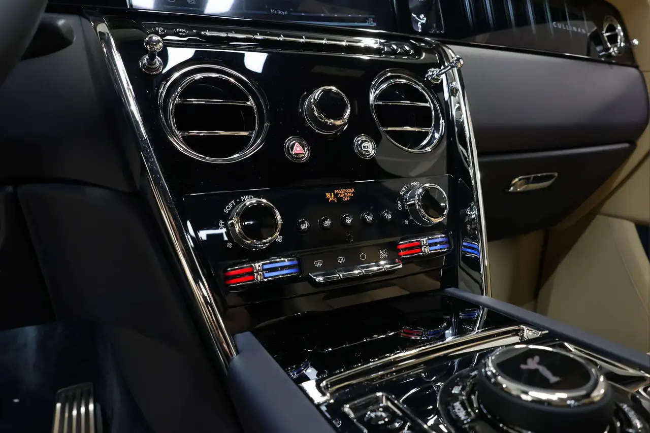 Rolls-Royce Cullinan fotografie Rolls-Royce Cullinan