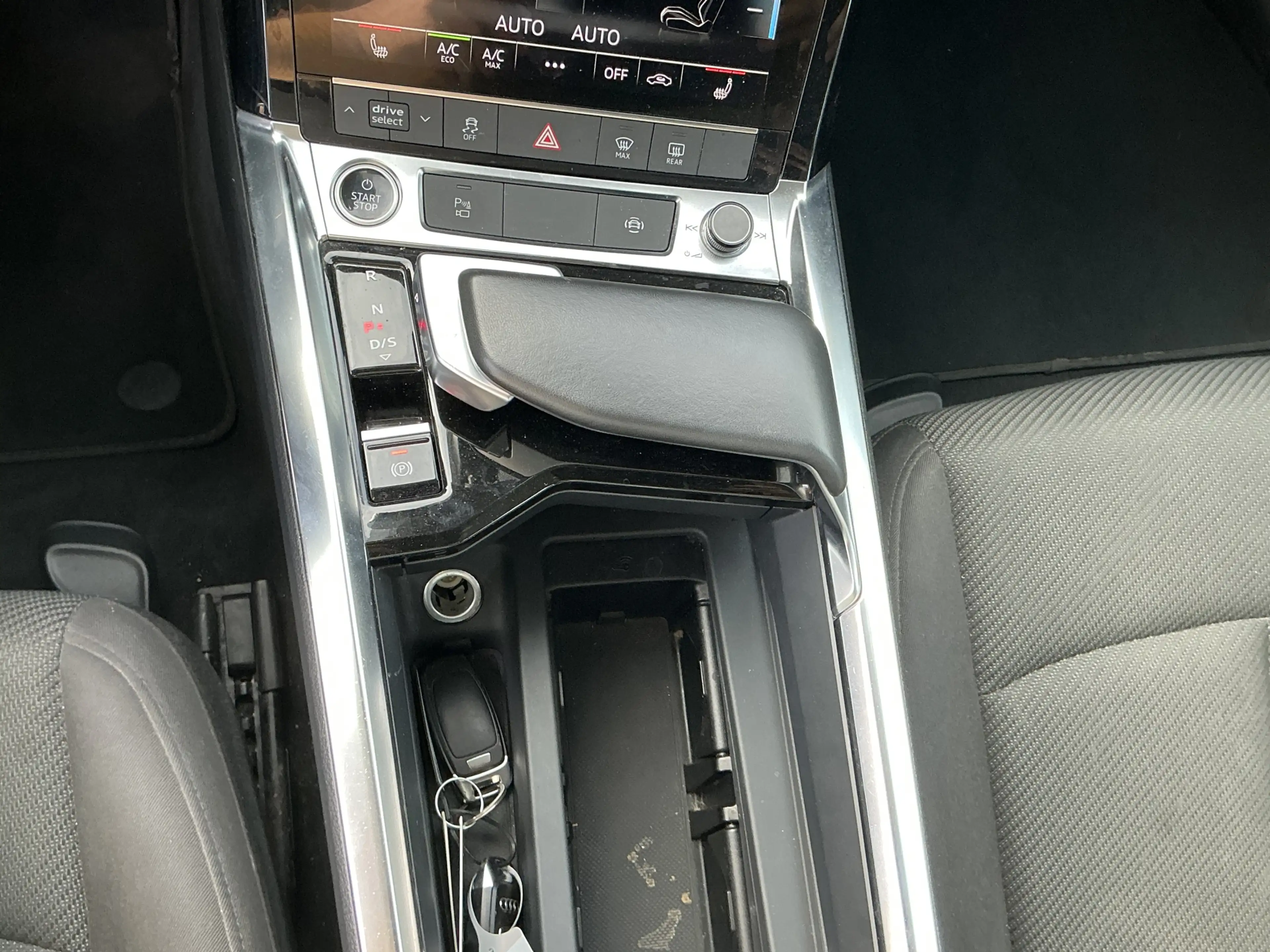 Audi e-tron 50 Quattro Advanced 360Cam Luftfeder. AHK — photo 15