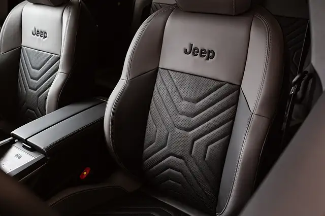 Jeep Compass EV 74kWh First Edition Ansicht 14