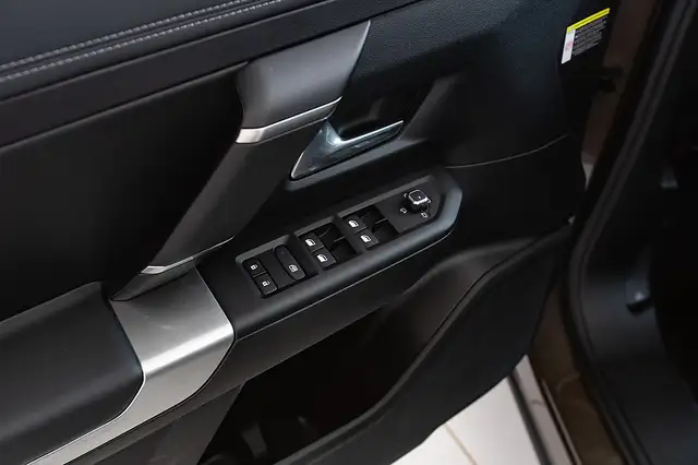 Jeep Compass EV 74kWh First Edition Ansicht 8