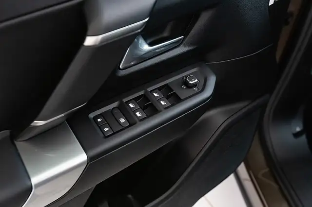 Jeep Compass EV 74kWh First Edition Ansicht 11