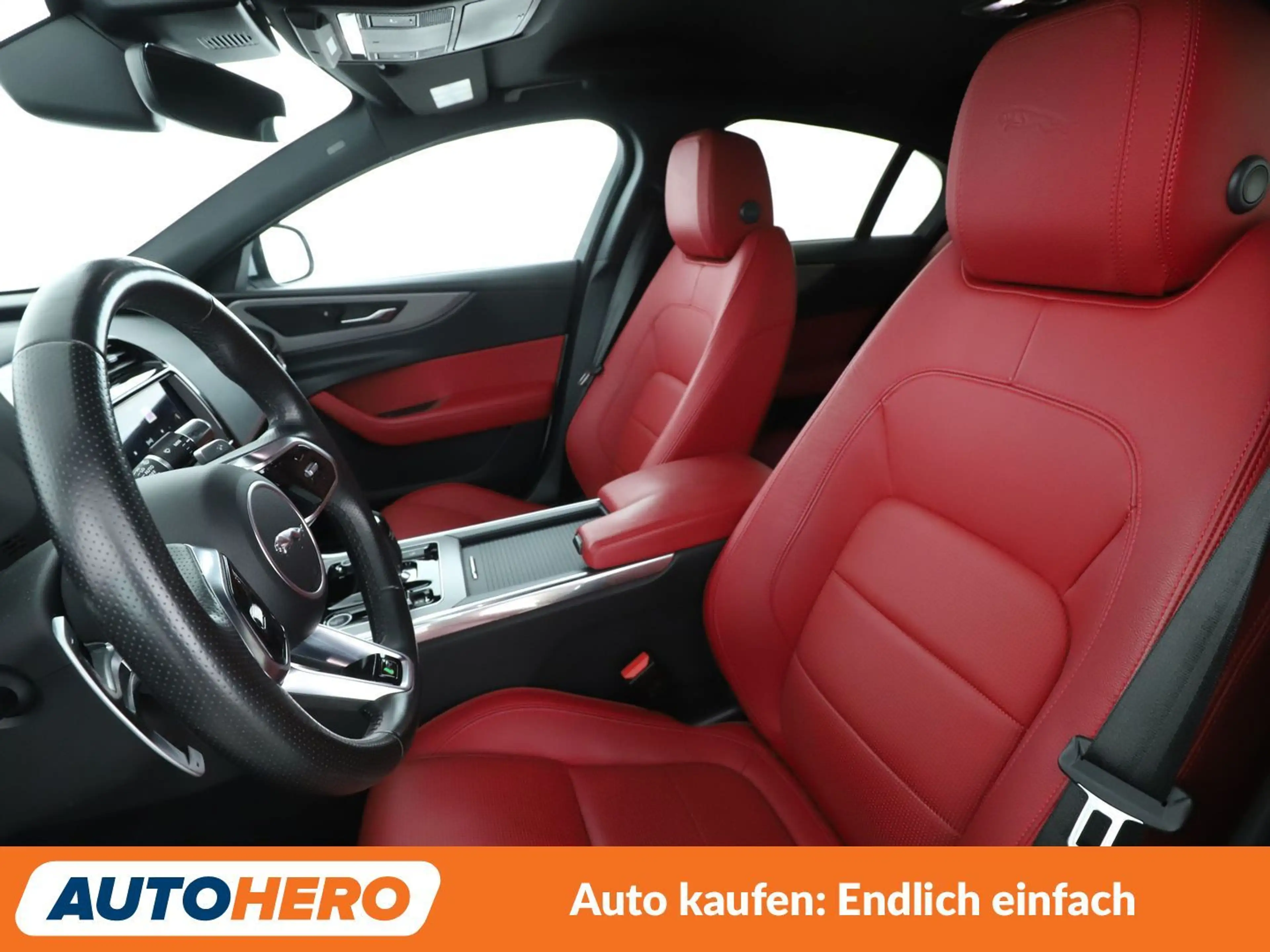 Jaguar XE 25t R-Dynamic SE Aut.*LED*CAM*PDC*SHZ*KLIMA* — photo 10