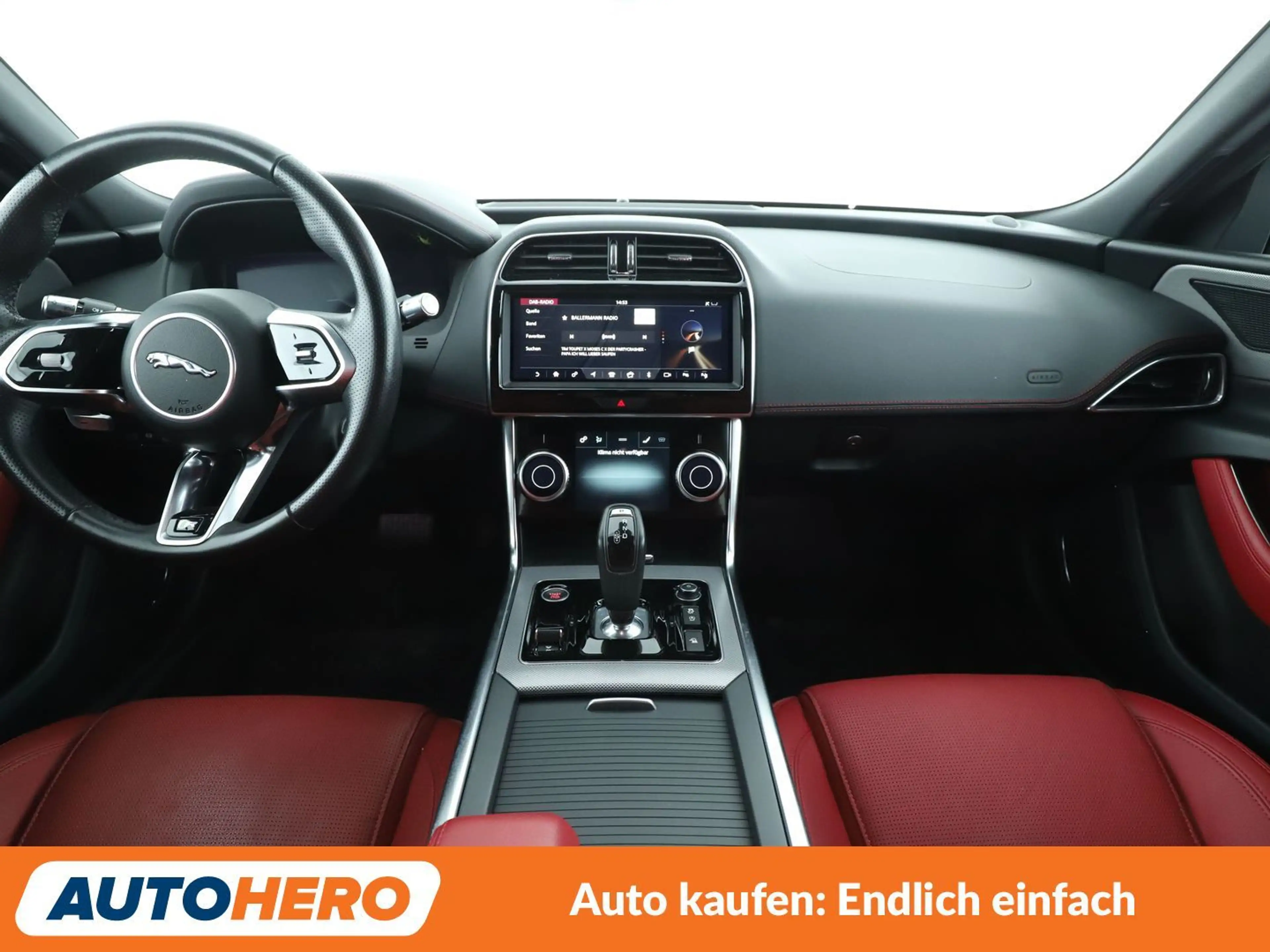 Jaguar XE 25t R-Dynamic SE Aut.*LED*CAM*PDC*SHZ*KLIMA* — photo 12