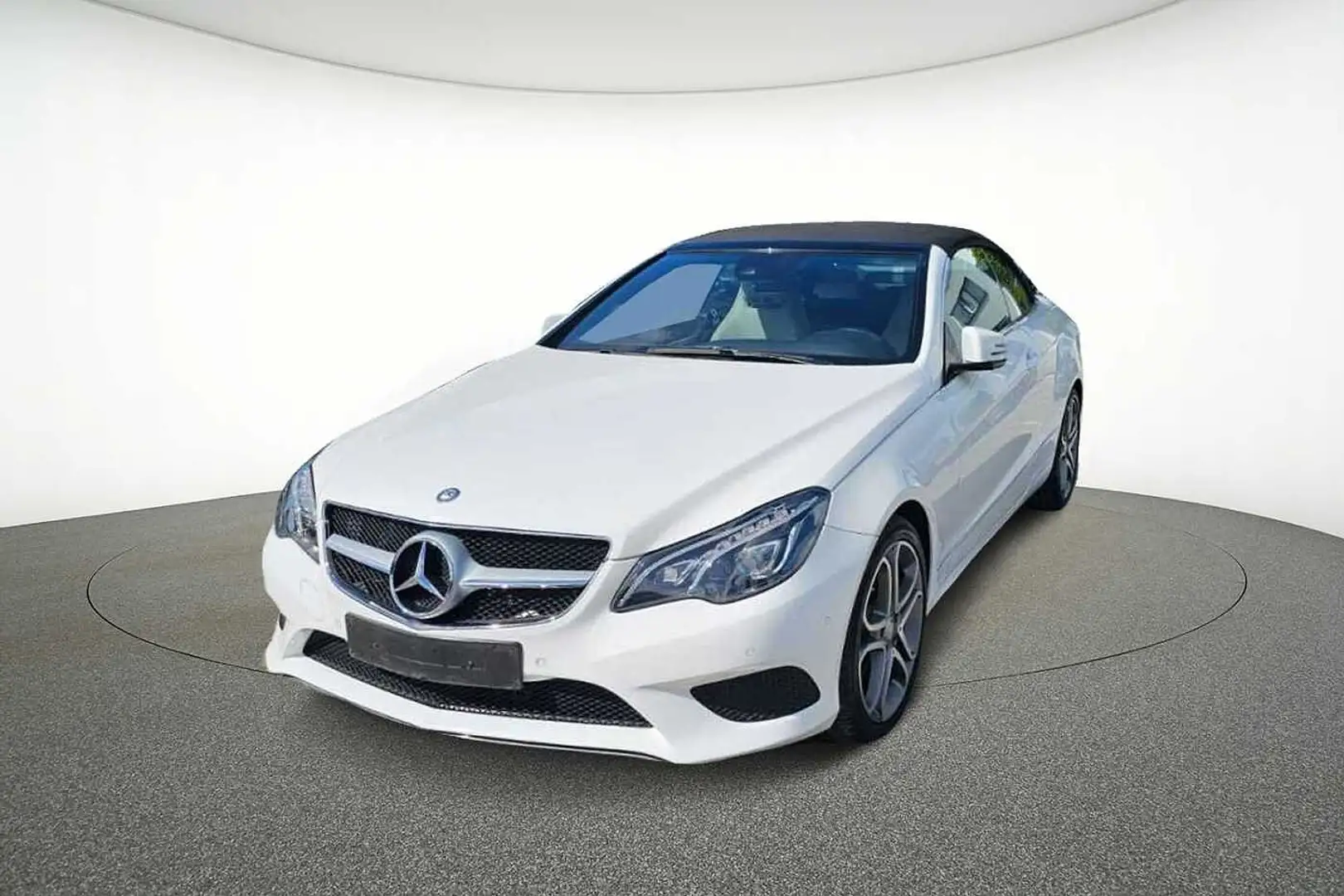 Mercedes-Benz E 200 Cabriolet Weiß - 1