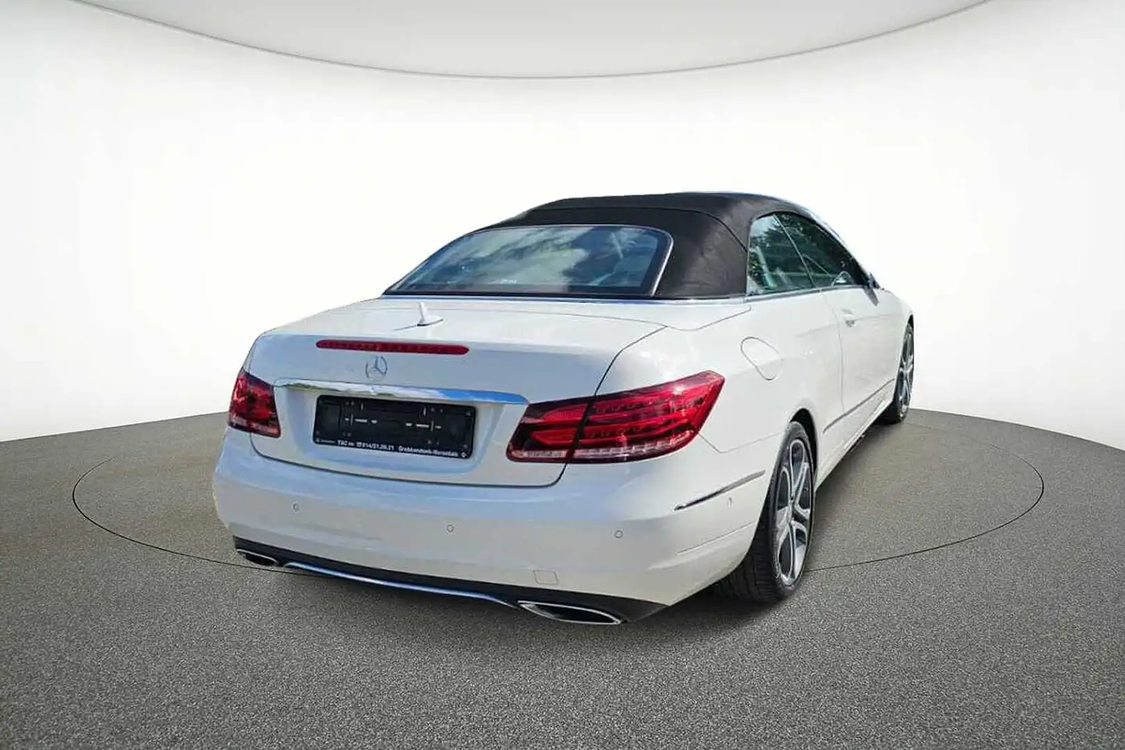 Mercedes-Benz E 200 Cabriolet Weiß - 2