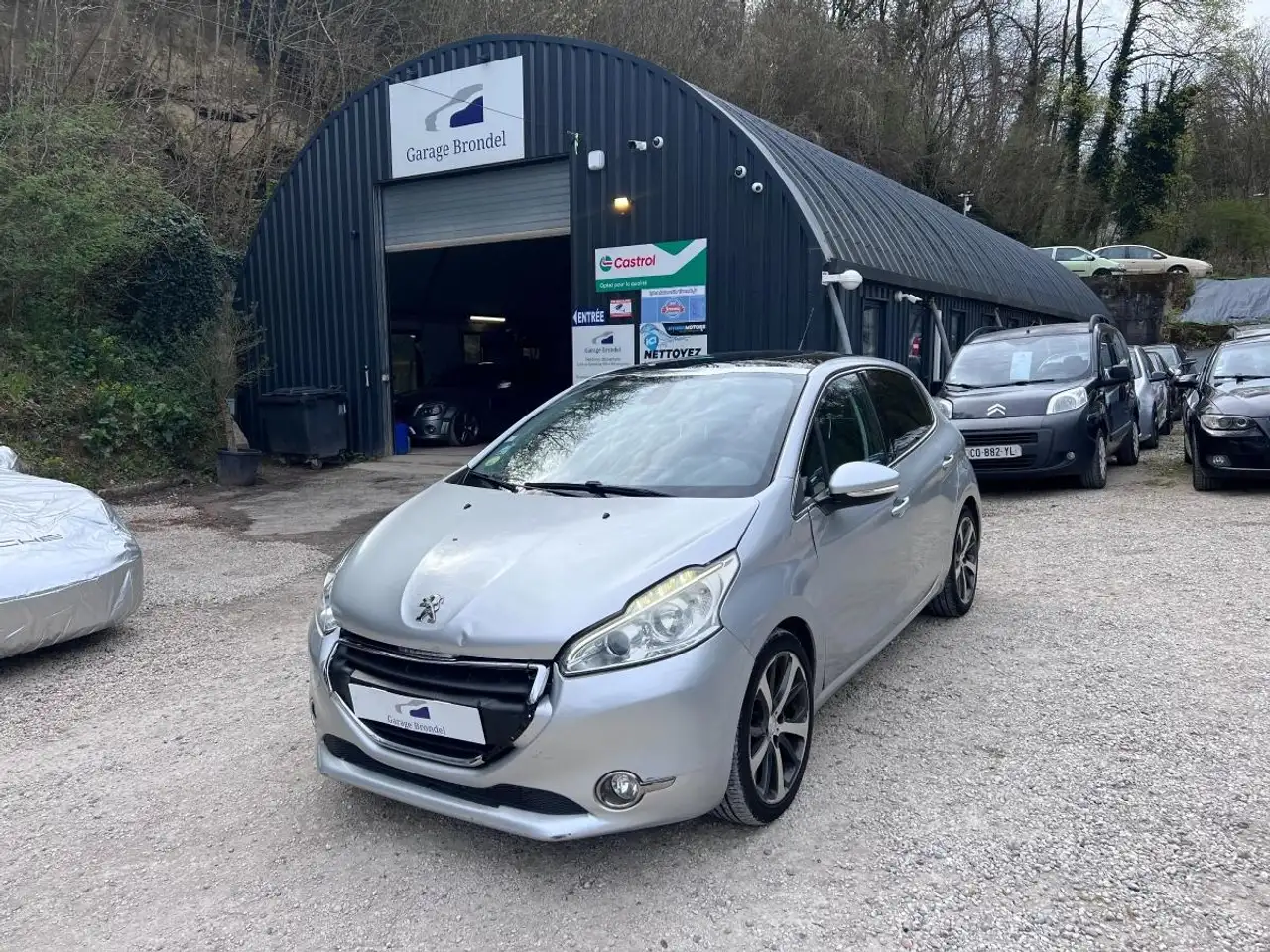 Peugeot 208 1.6 HDi 92cv FÃ©line 3Ã©me Main