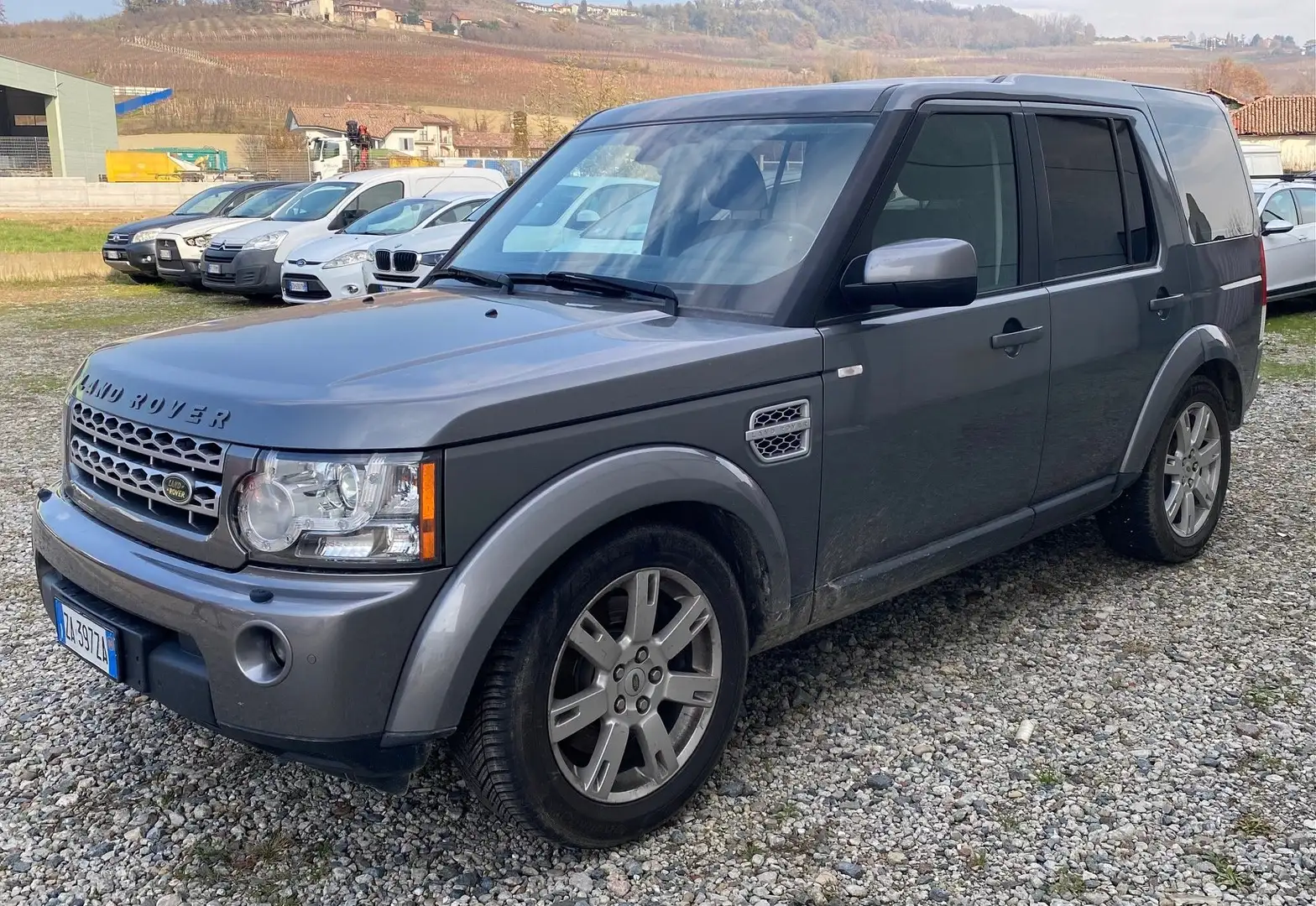 Land Rover Discovery 3.0 sdV6 SE 245cv (INIEZIONE DA SISTEMARE) Grigio - 1