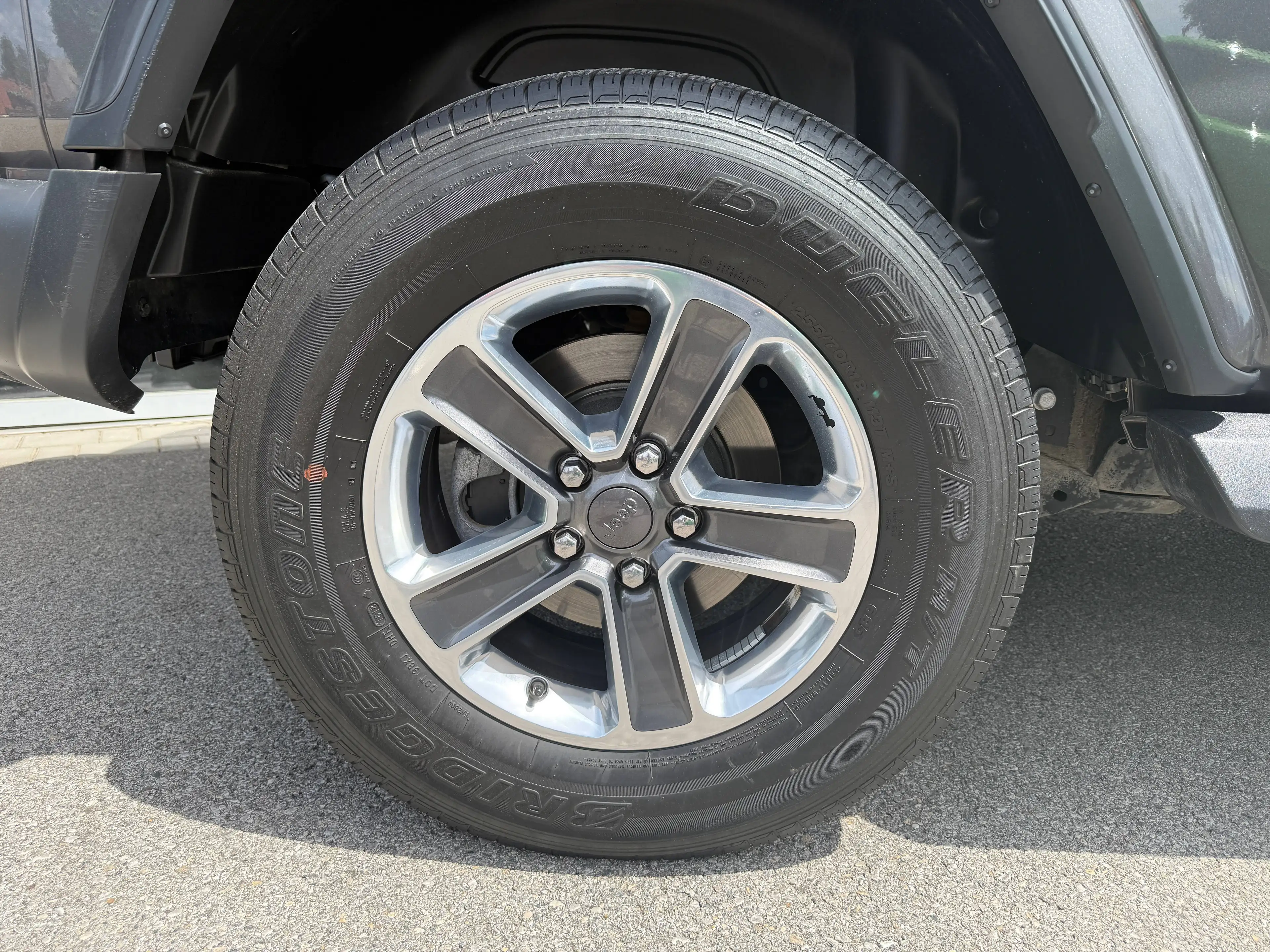 Jeep Wrangler 2,2 Diesel Sahara Technologie-Paket Navi Kamera — photo 14