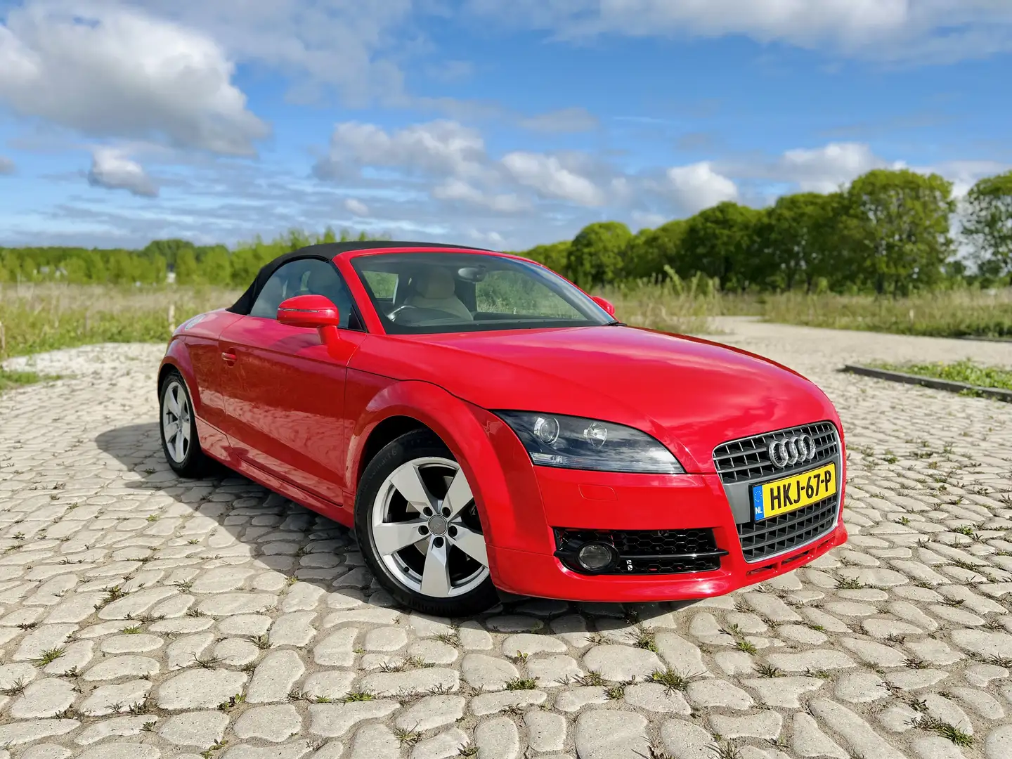 Audi TT Roadster 2.0 TFSI S tronic RHD Rechtslenker Rood - 1