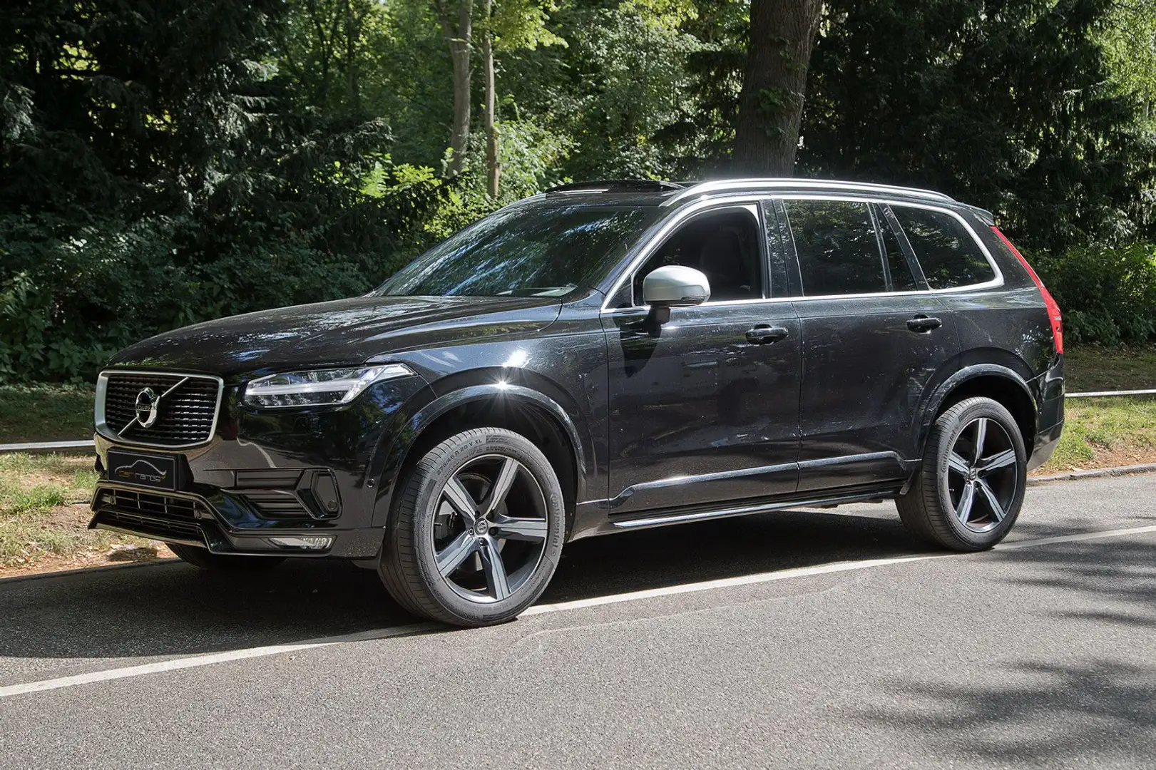 Volvo XC90 R Design AWD viele Extras Schwarz - 1