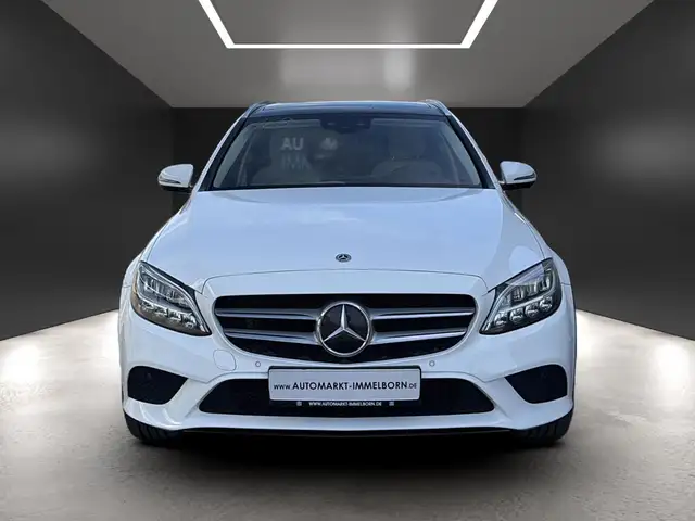 Mercedes-Benz C-Class view 8
