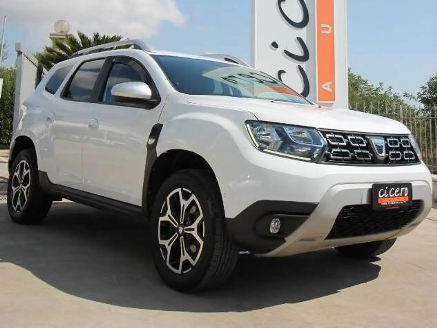 Dacia Duster 1.5 blue dci Prestige 4x2 116CV | 51500KM | 2019 Blanc - 1