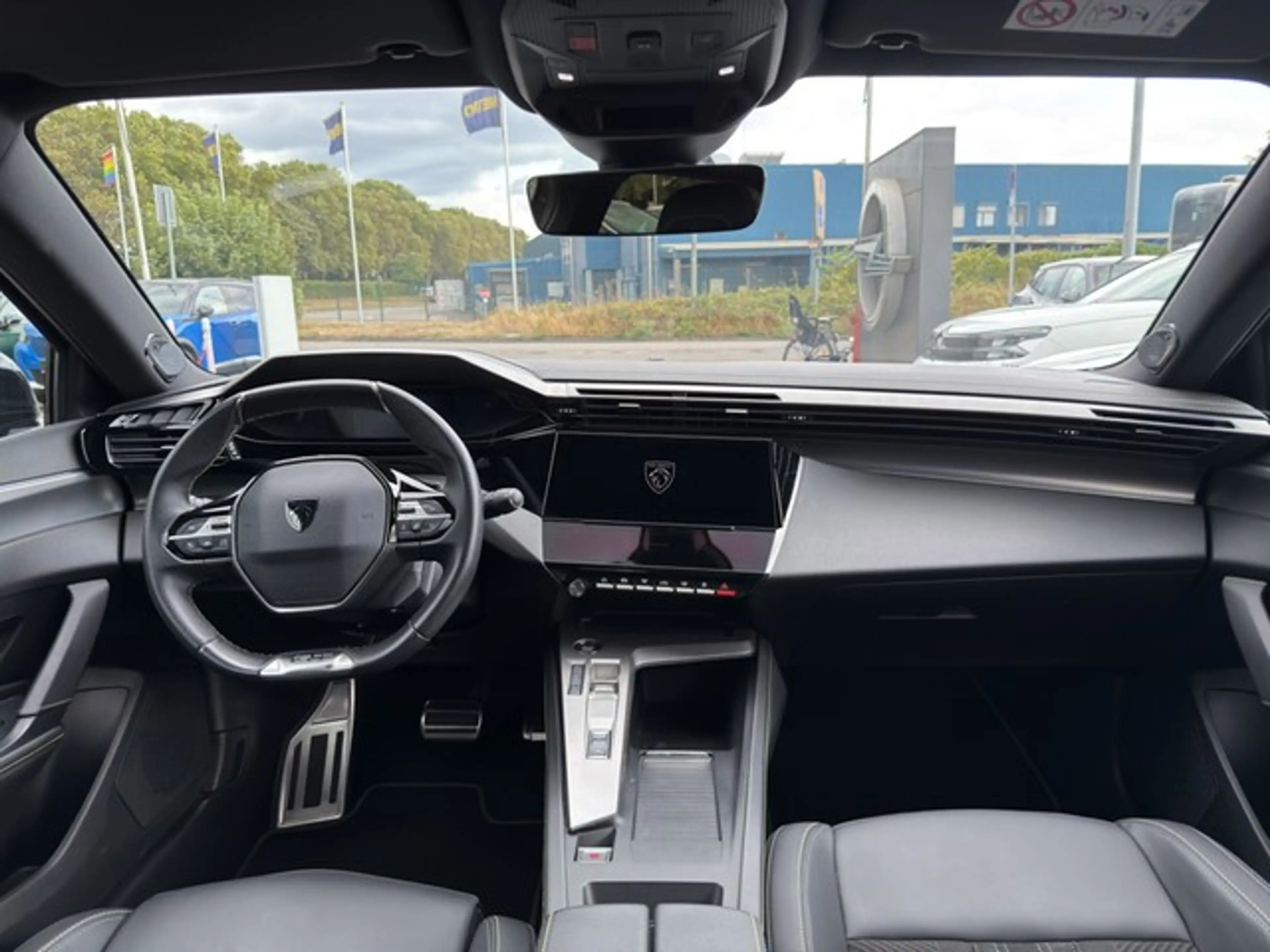 Peugeot 408 PureTech 130 GT Pano+ACC+Navi+LED+Carplay+360+S... — photo 10