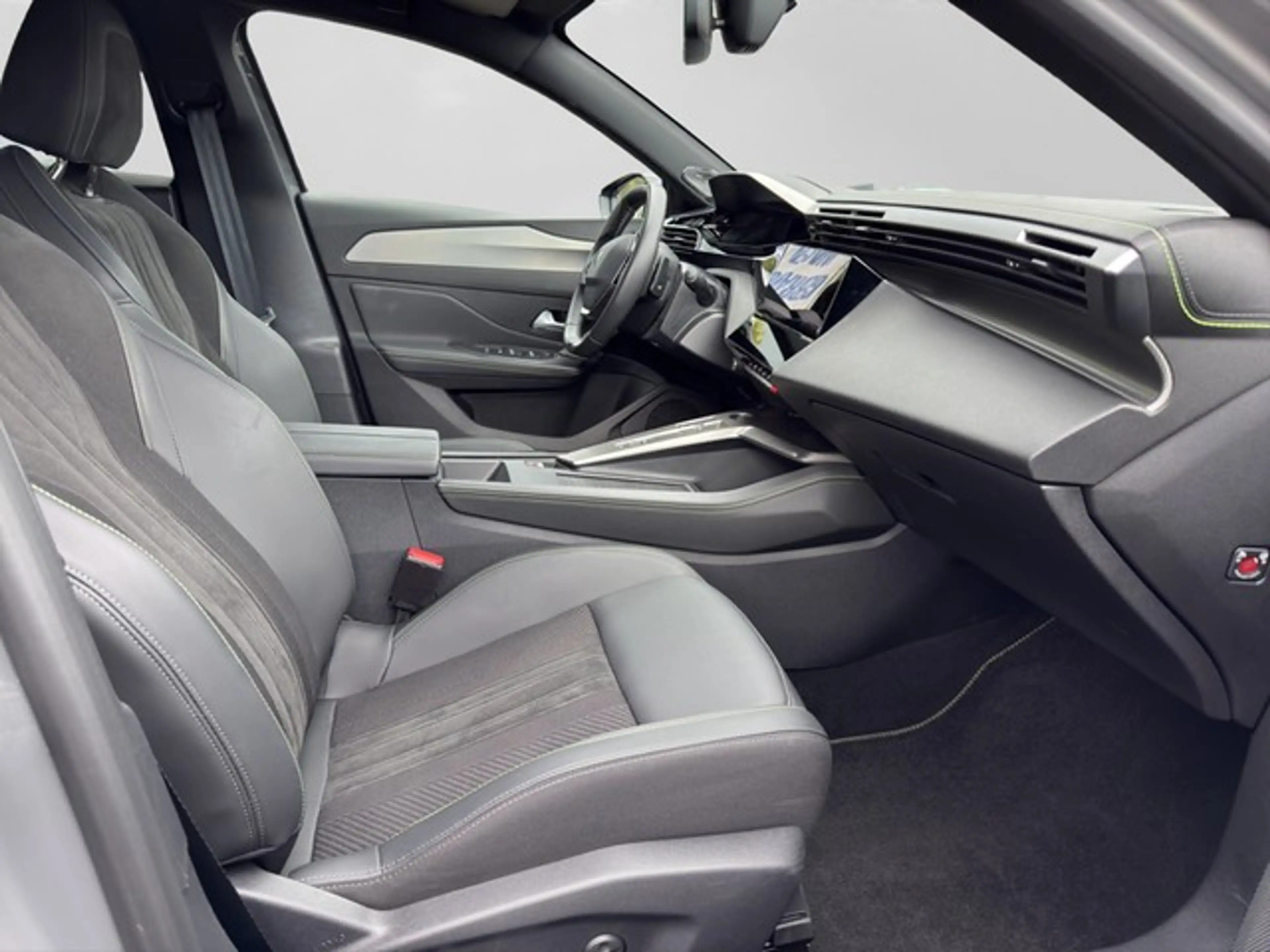 Peugeot 408 PureTech 130 GT Pano+ACC+Navi+LED+Carplay+360+S... — photo 9