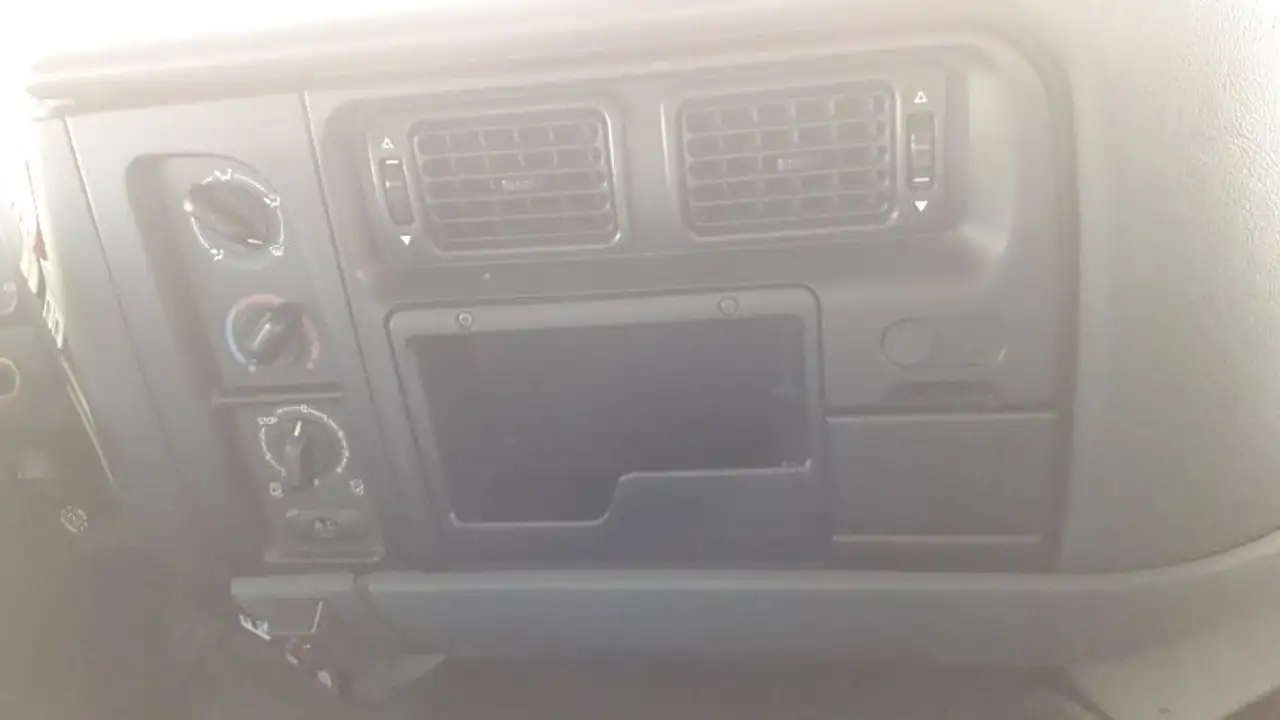 Renault 210 FRIGO ET HAYON PRIX HT, foto 9