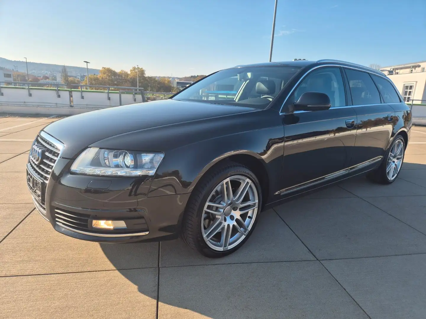 Audi A6 Avant 3.0TDI quattro Bi-Xenon Navi Leder SHZ Negro - 1