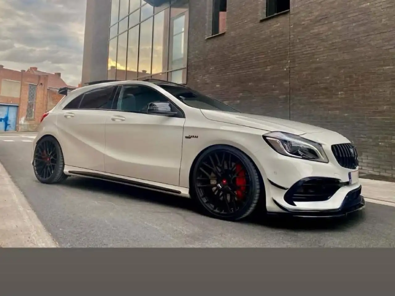 Mercedes-Benz A 45 AMG
