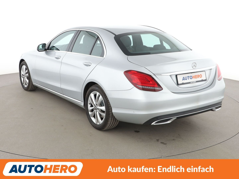 Mercedes-Benz C 180 CGI Avantgarde*LED*NAVI*TEMPO*CAM*PDC*SHZ* — photo 4