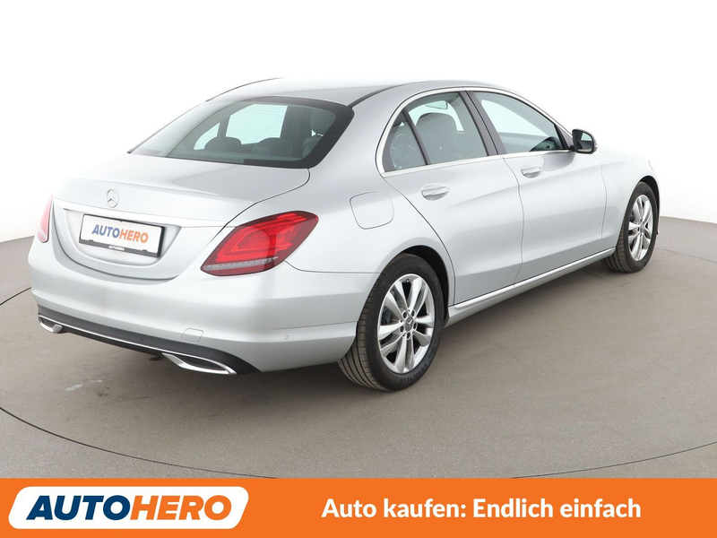 Mercedes-Benz C 180 CGI Avantgarde*LED*NAVI*TEMPO*CAM*PDC*SHZ* — photo 6