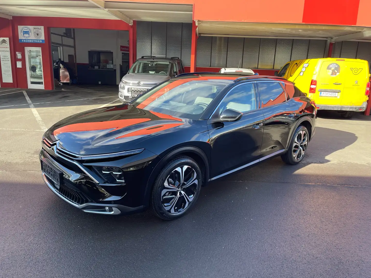 Citroen C5 X PURE TECH 130EAT8 PLUS Schwarz - 2