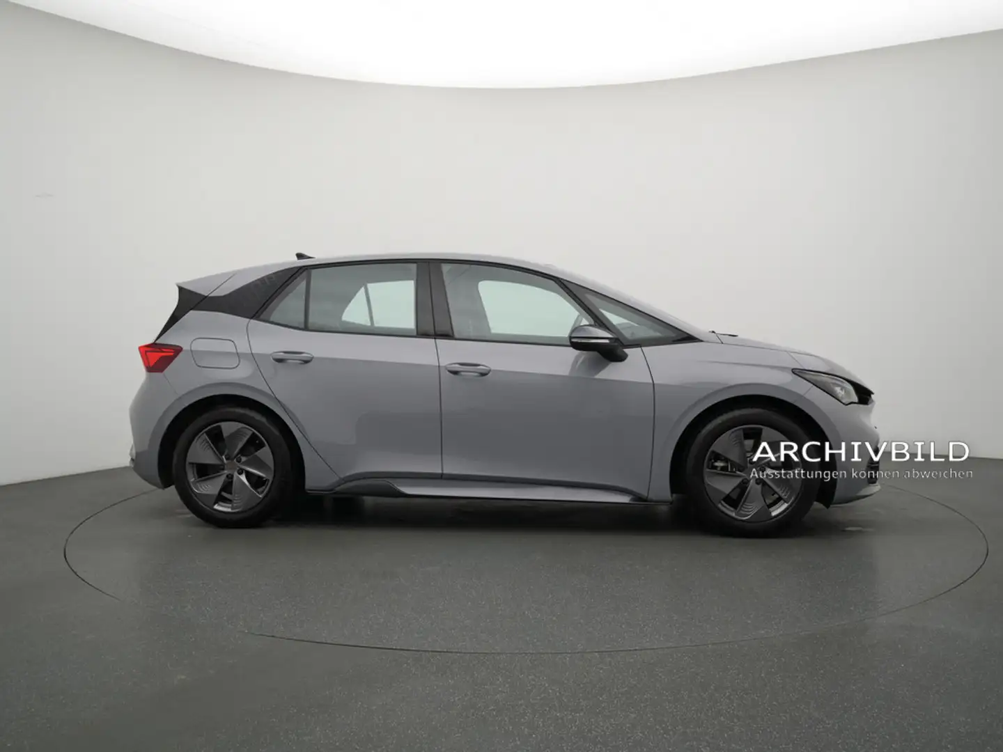 CUPRA Born NAVI VIRT ACC KAM SHZ CARPLAY LED KEYLES Gris - 2