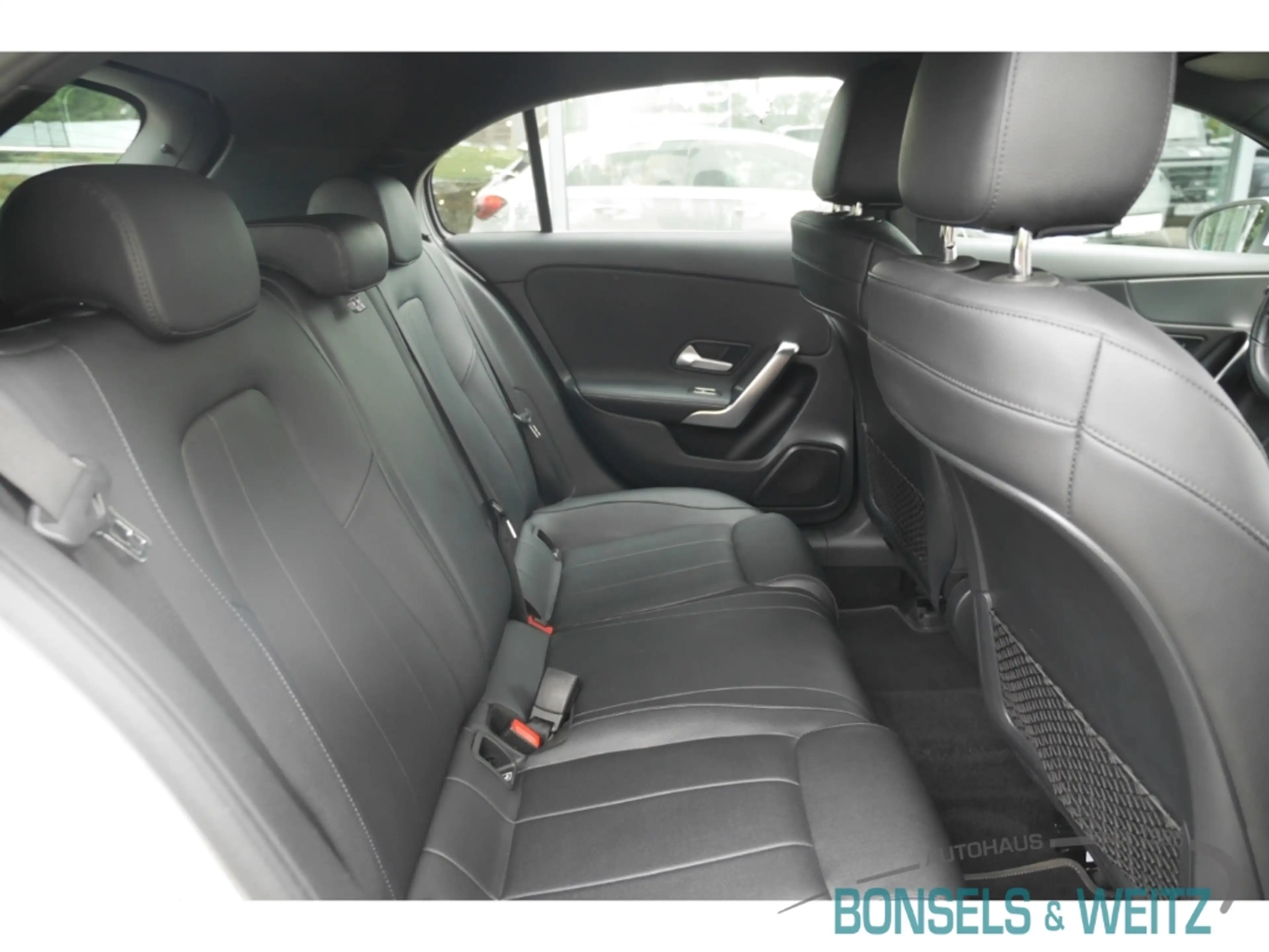 Mercedes-Benz A 220 PROGRESSIVE — photo 6