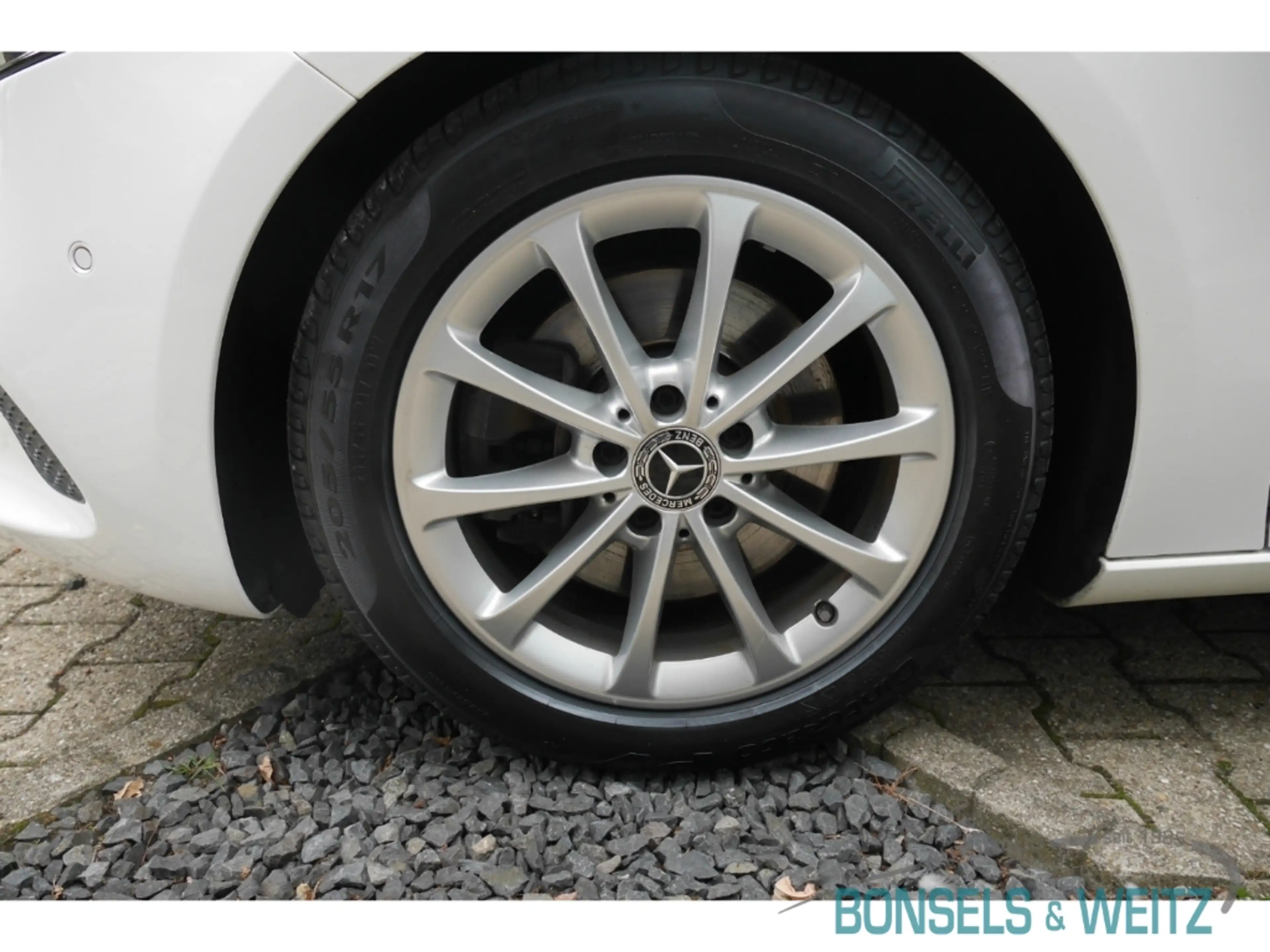 Mercedes-Benz A 220 PROGRESSIVE — photo 14