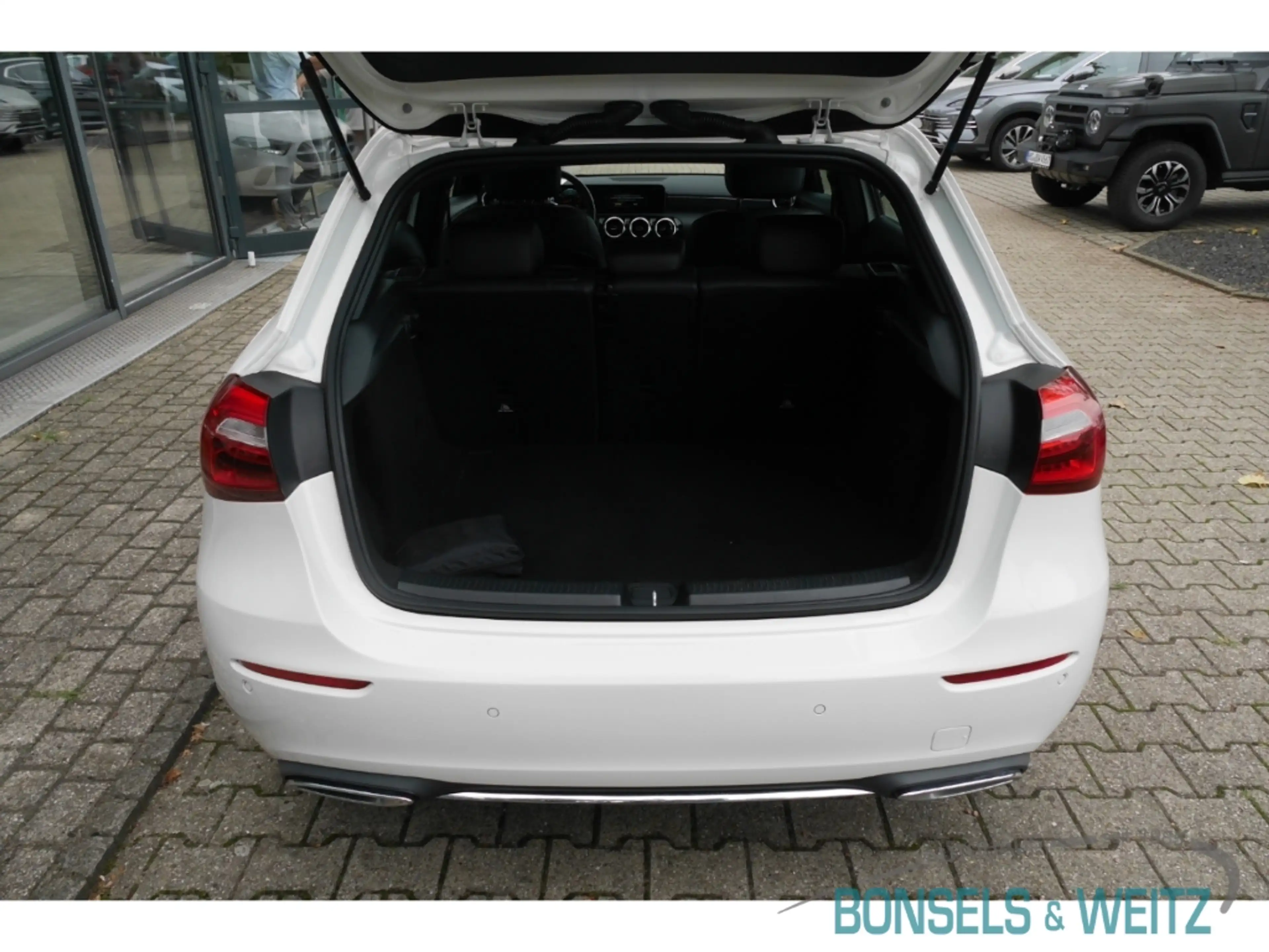 Mercedes-Benz A 220 PROGRESSIVE — photo 10