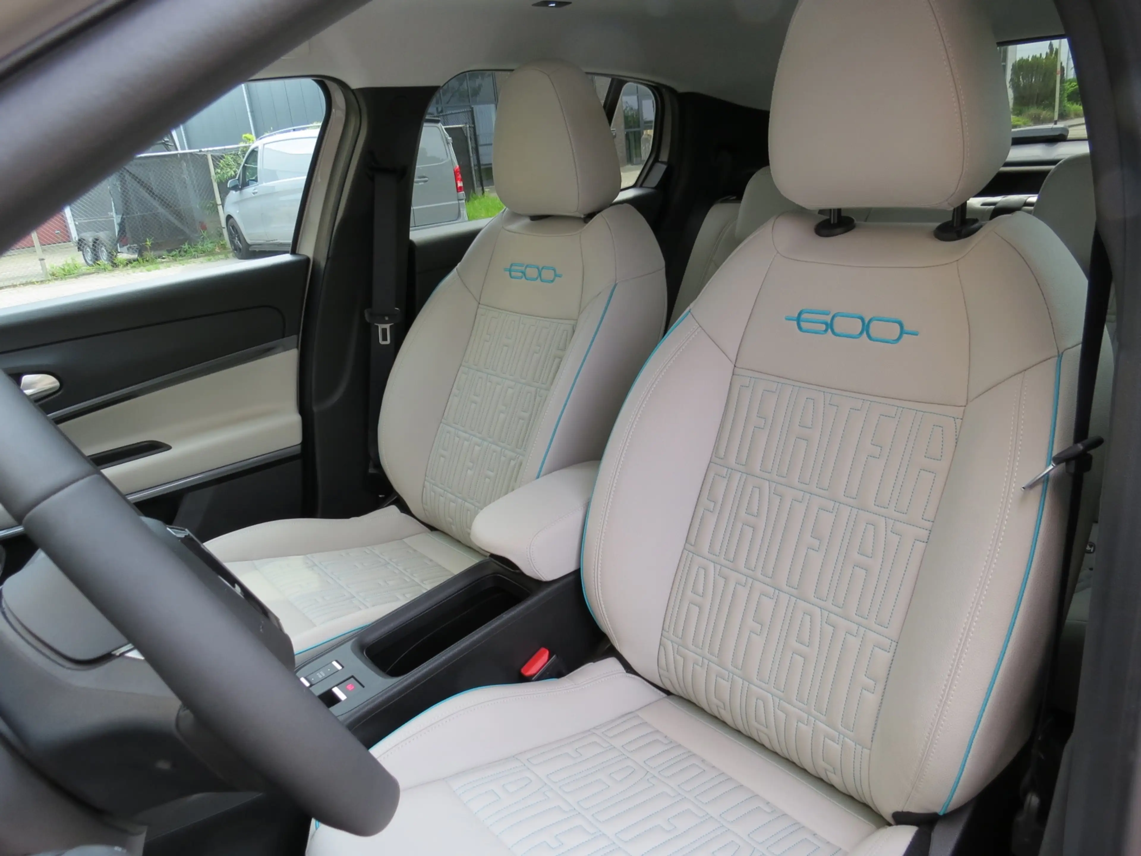 Fiat 600e La Prima 54 kWh *Full option *Leder *Stoelmassage — photo 15