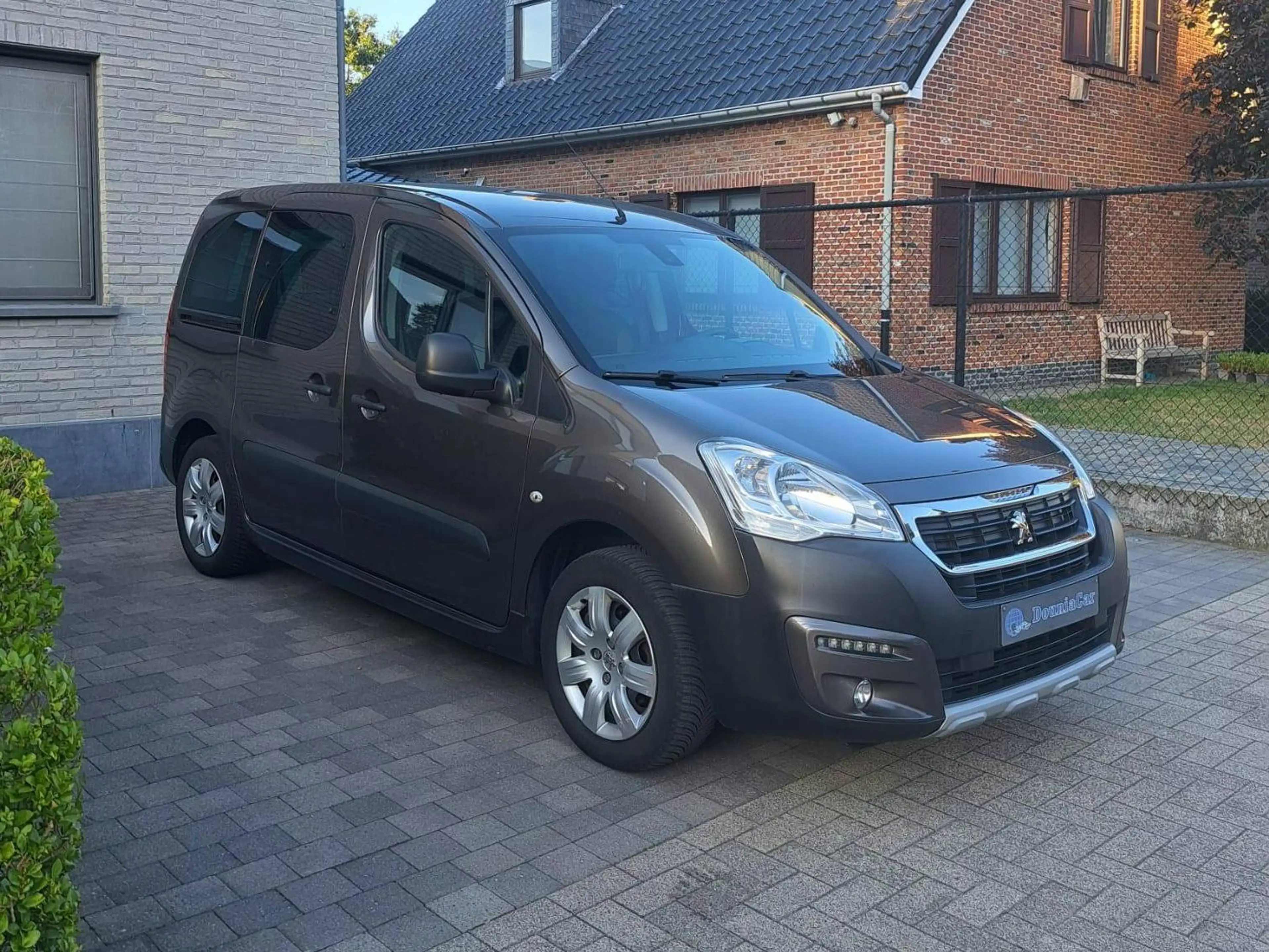 Peugeot Partner Partner Tepee Outdoor 1.2 PureTech Outdoor S — photo 4