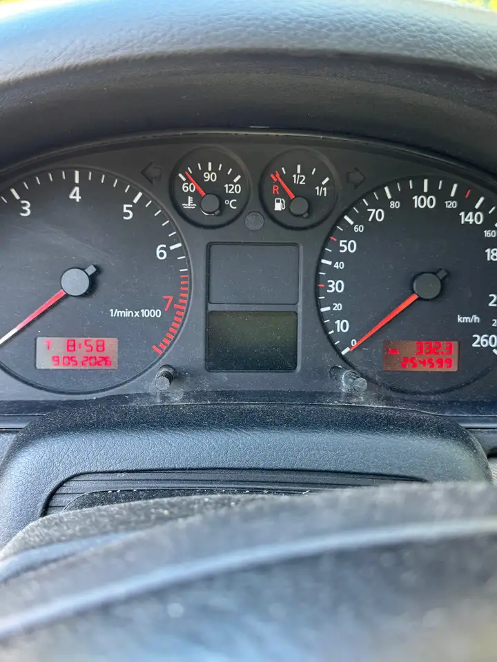 Audi A4 1.6, foto 11