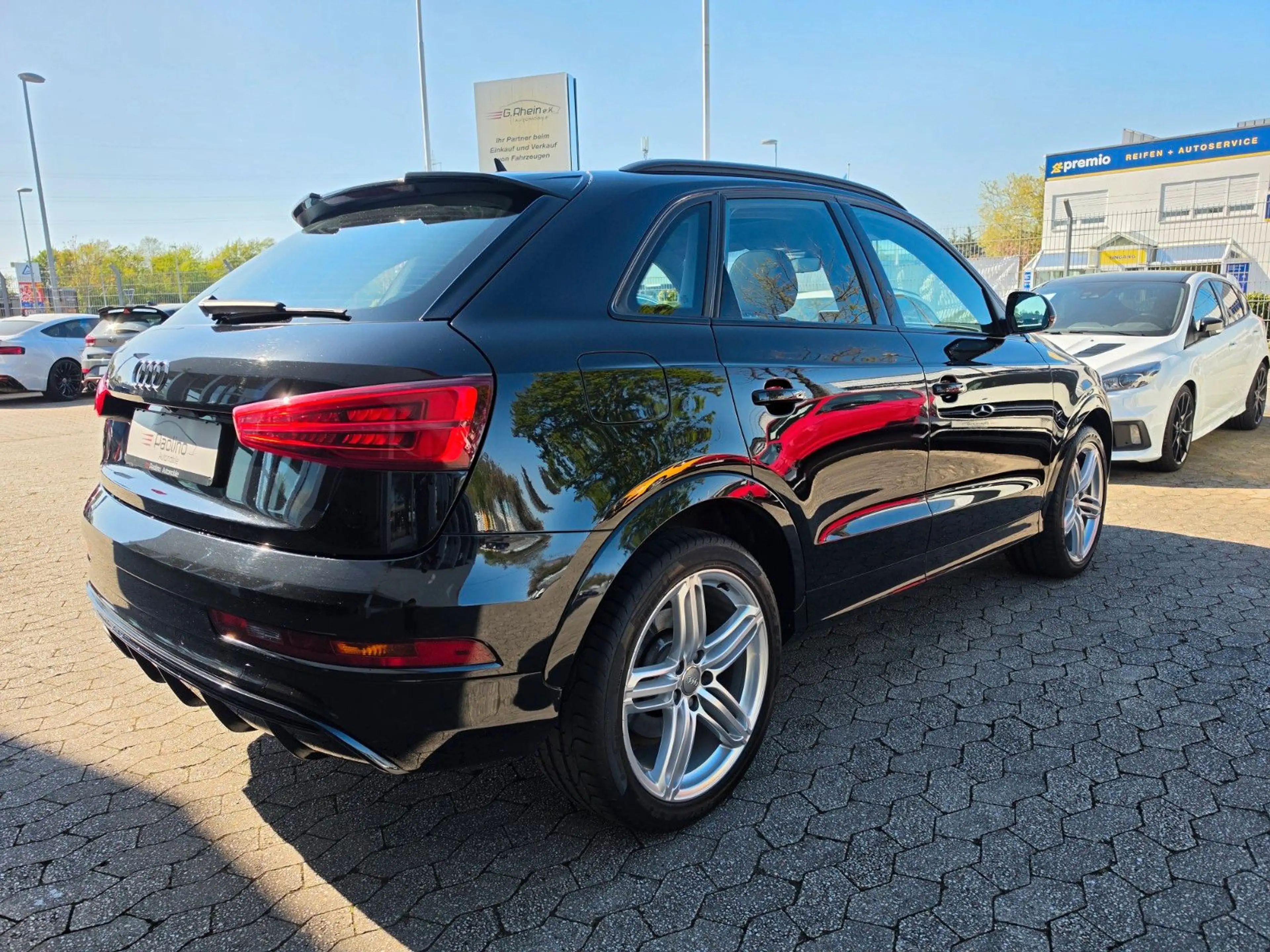 Audi RS Q3 2.5 TFSI quattro*PANO*RS+*KAMERA*2.HAND* — photo 6