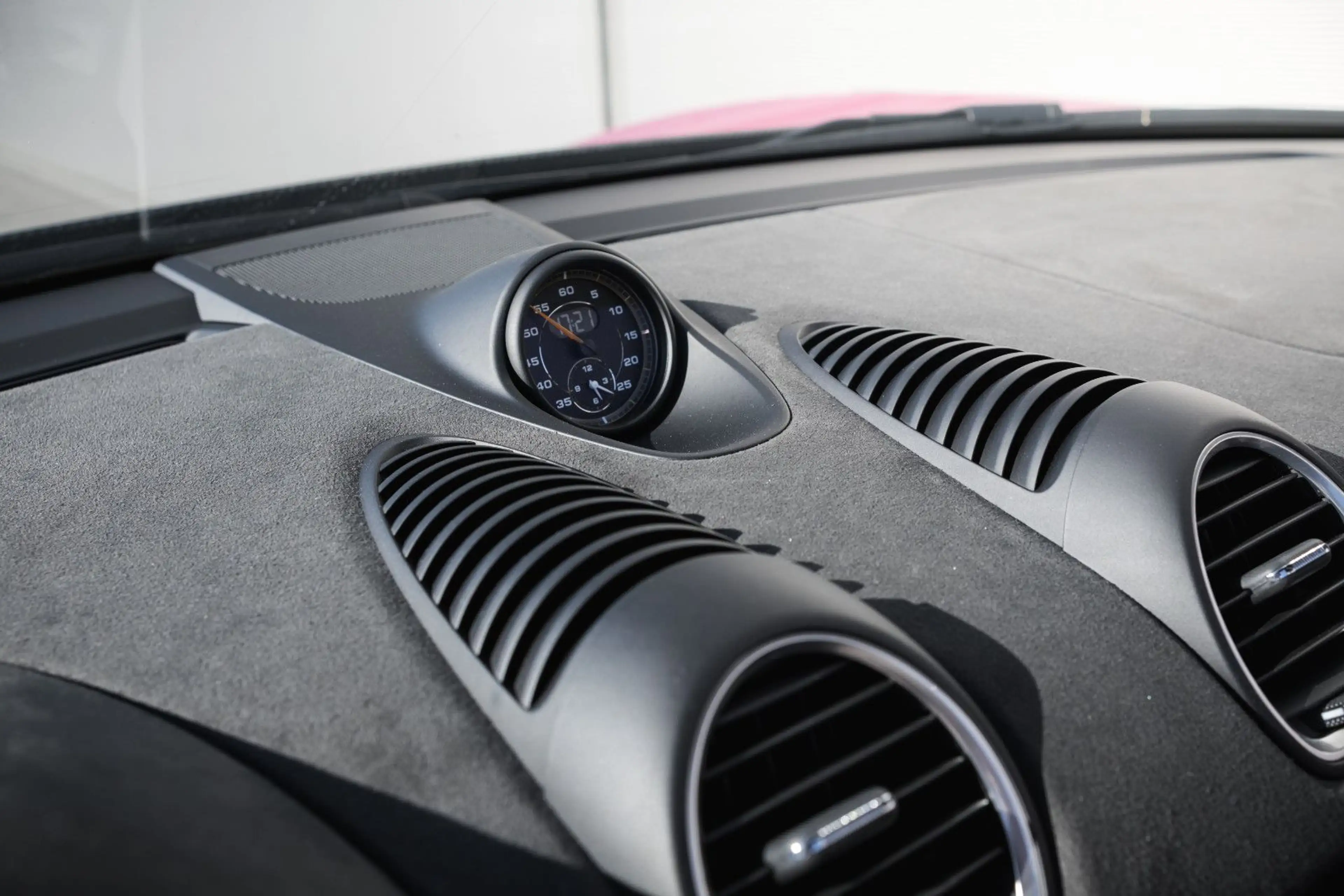 Porsche Boxster 718 Spyder RS-Weissach-Lift-BOSE-Kam.-90Ltr.-LED — photo 12