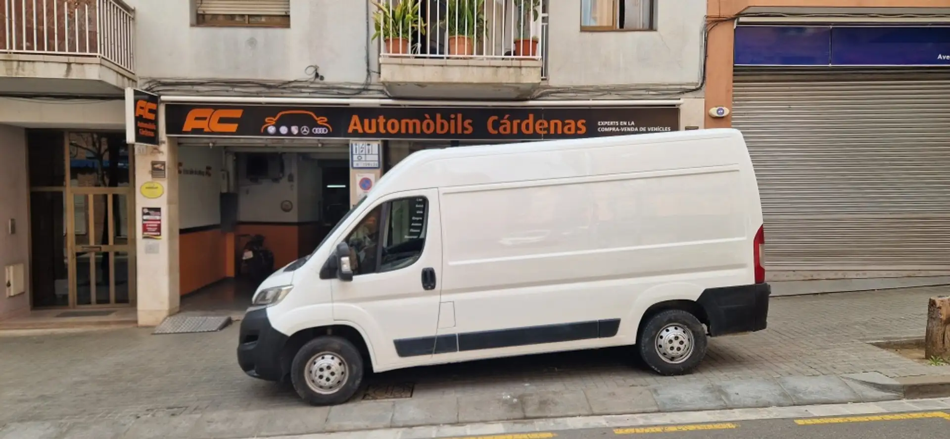 Citroen Jumper Fg. 2.2BlueHDi 33 L2H2 S&S 120 Blanc - 2