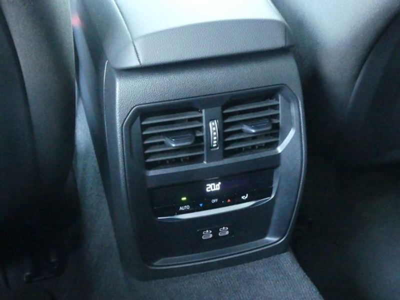 BMW 320 i Tour M Sportp. AHK°ACC°-HIFI°AdLED°18Zoll — photo 13