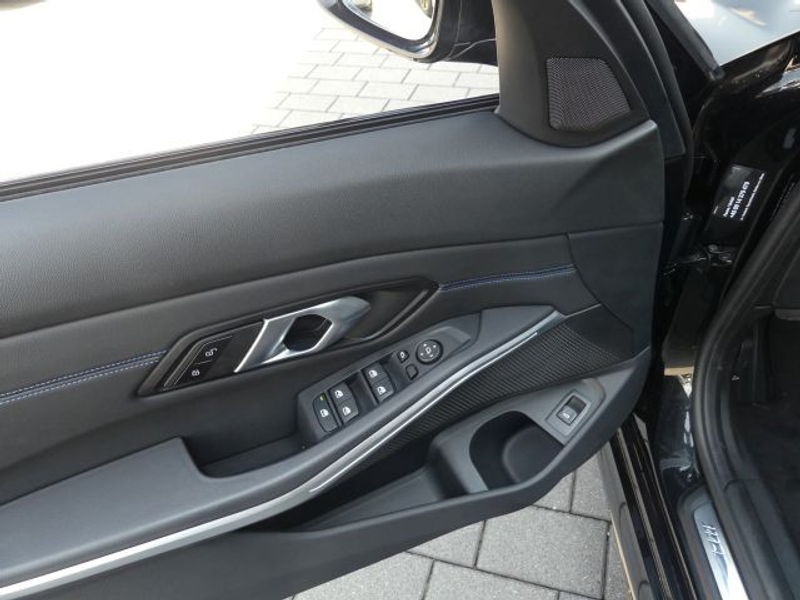 BMW 320 i Tour M Sportp. AHK°ACC°-HIFI°AdLED°18Zoll — photo 11