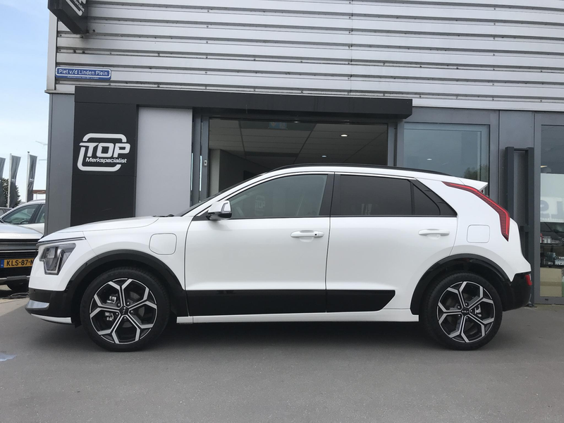 Kia Niro 1.6 PHEV DynamicLine — photo 2