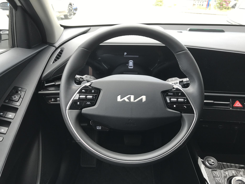 Kia Niro 1.6 PHEV DynamicLine — photo 11