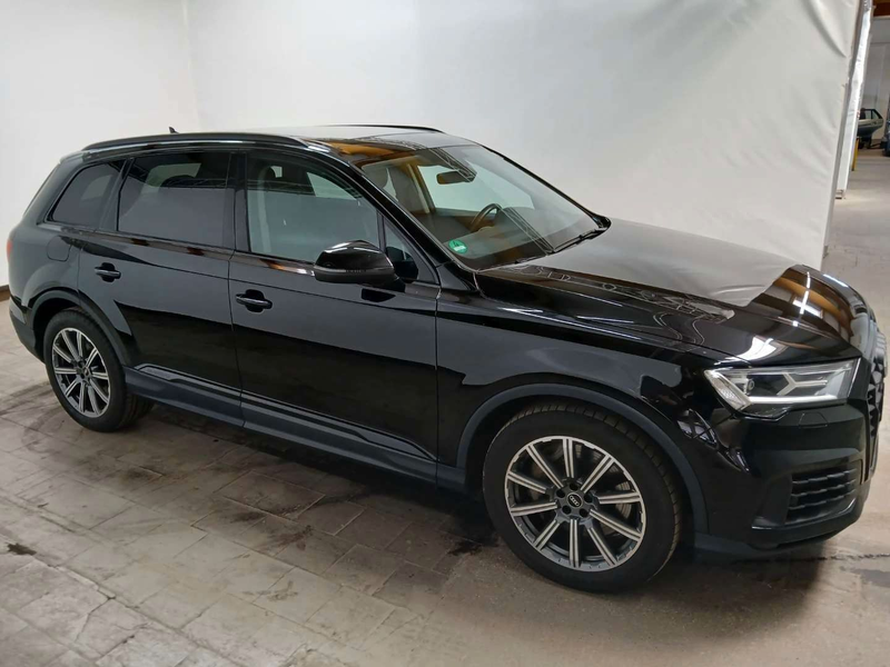 Audi Q7 55 TFSIe quattro OPTIK*AIR*AHK*VIR*KAME*1.H
