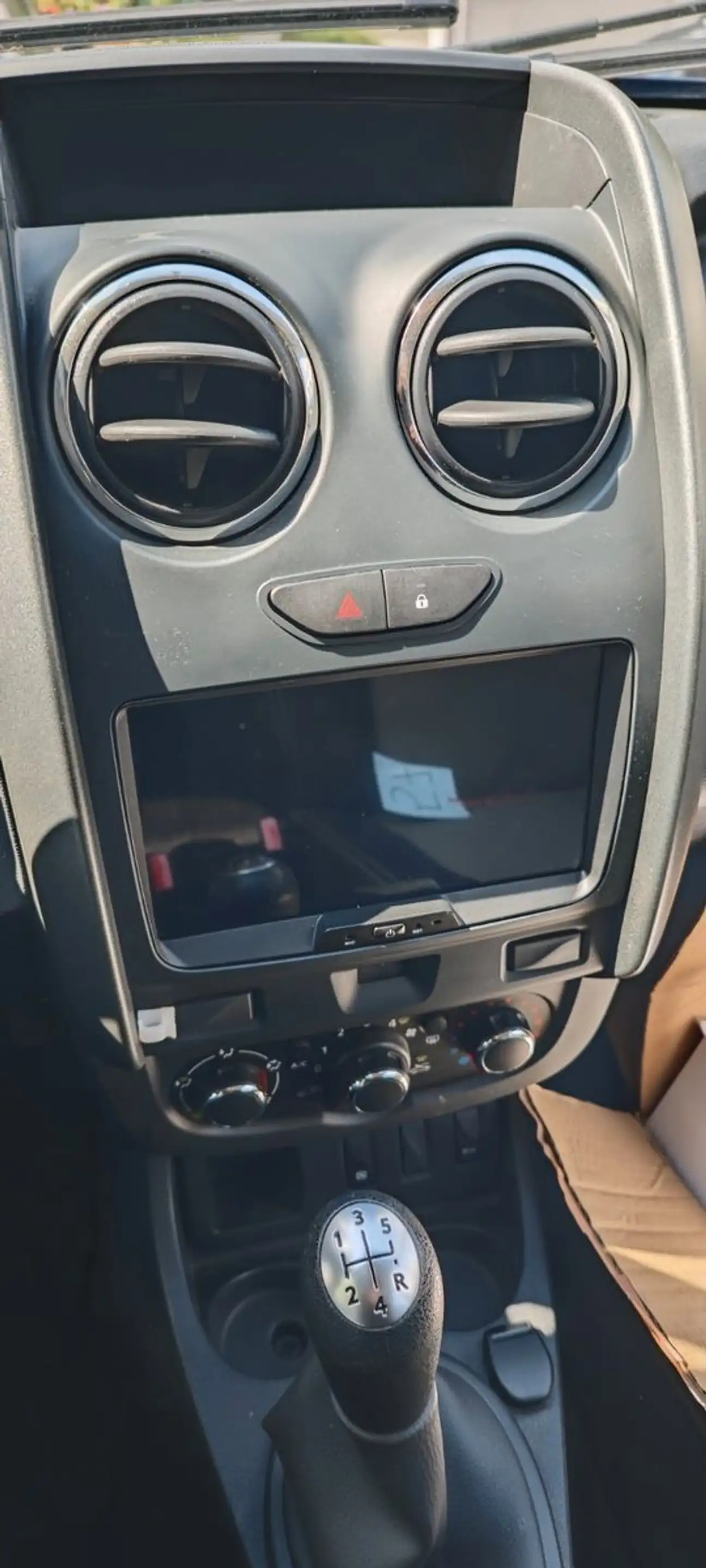 Dacia Duster I Ice 4x2 — photo 8