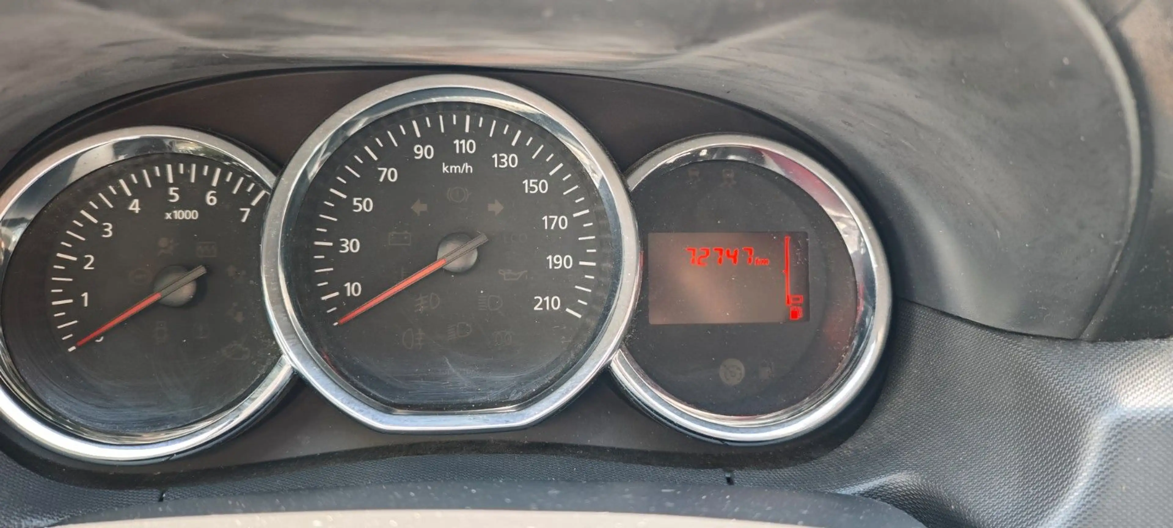 Dacia Duster I Ice 4x2 — photo 7