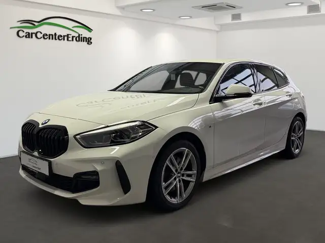 Bmw 118 iLim.*M Sport*LED*Navi*Kamera*H&K*LiveCockpit
