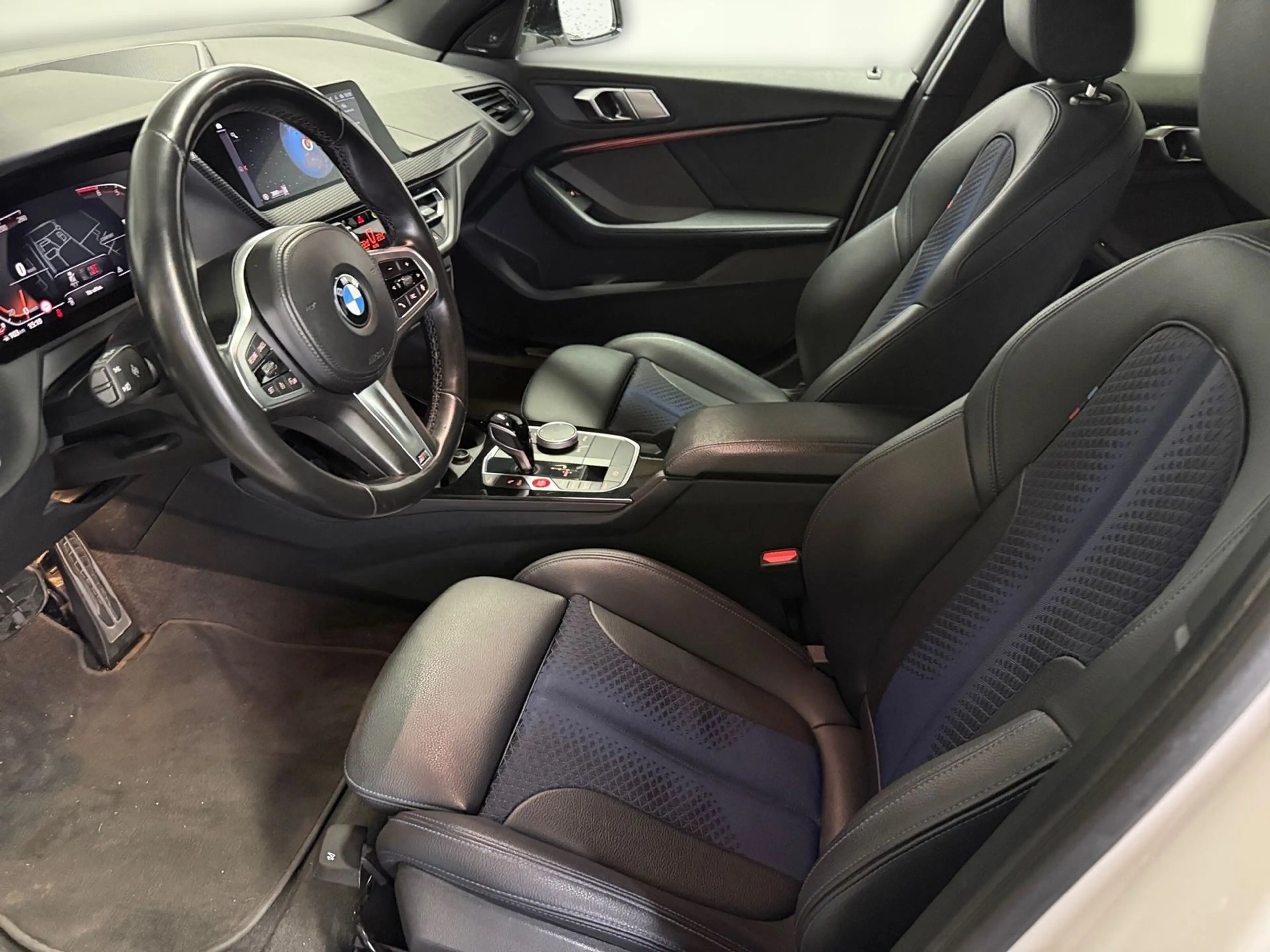 BMW 118 iLim.*M Sport*LED*Navi*Kamera*H&K*LiveCockpit — photo 10
