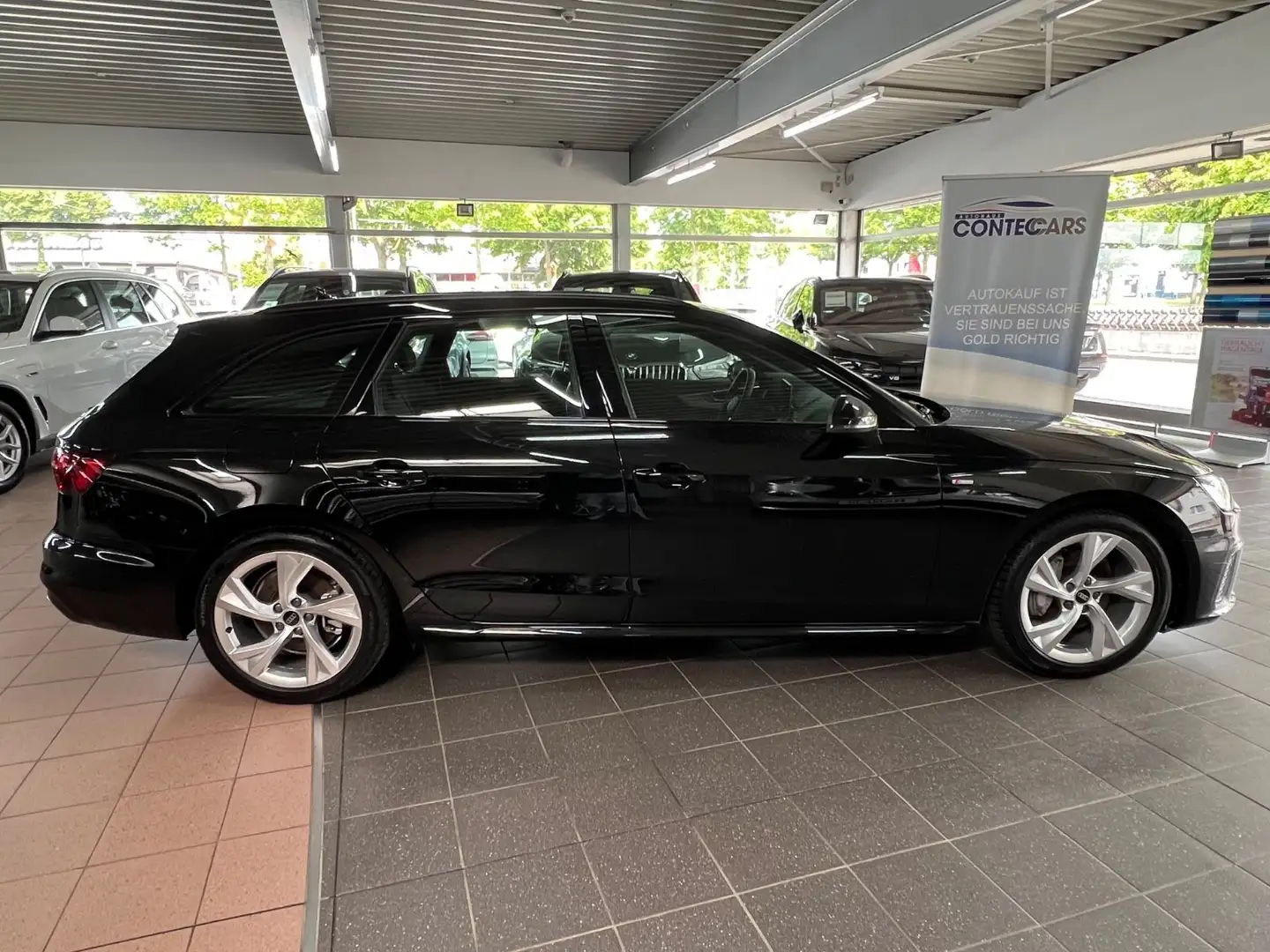 Audi A4 Avant 40 TDI S line AMB+Tour+KAM+e-klappe uvm Noir - 1
