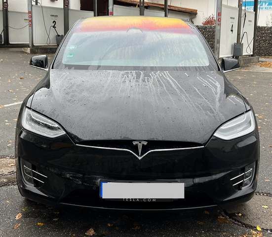 Tesla Model X Raven Standard Range